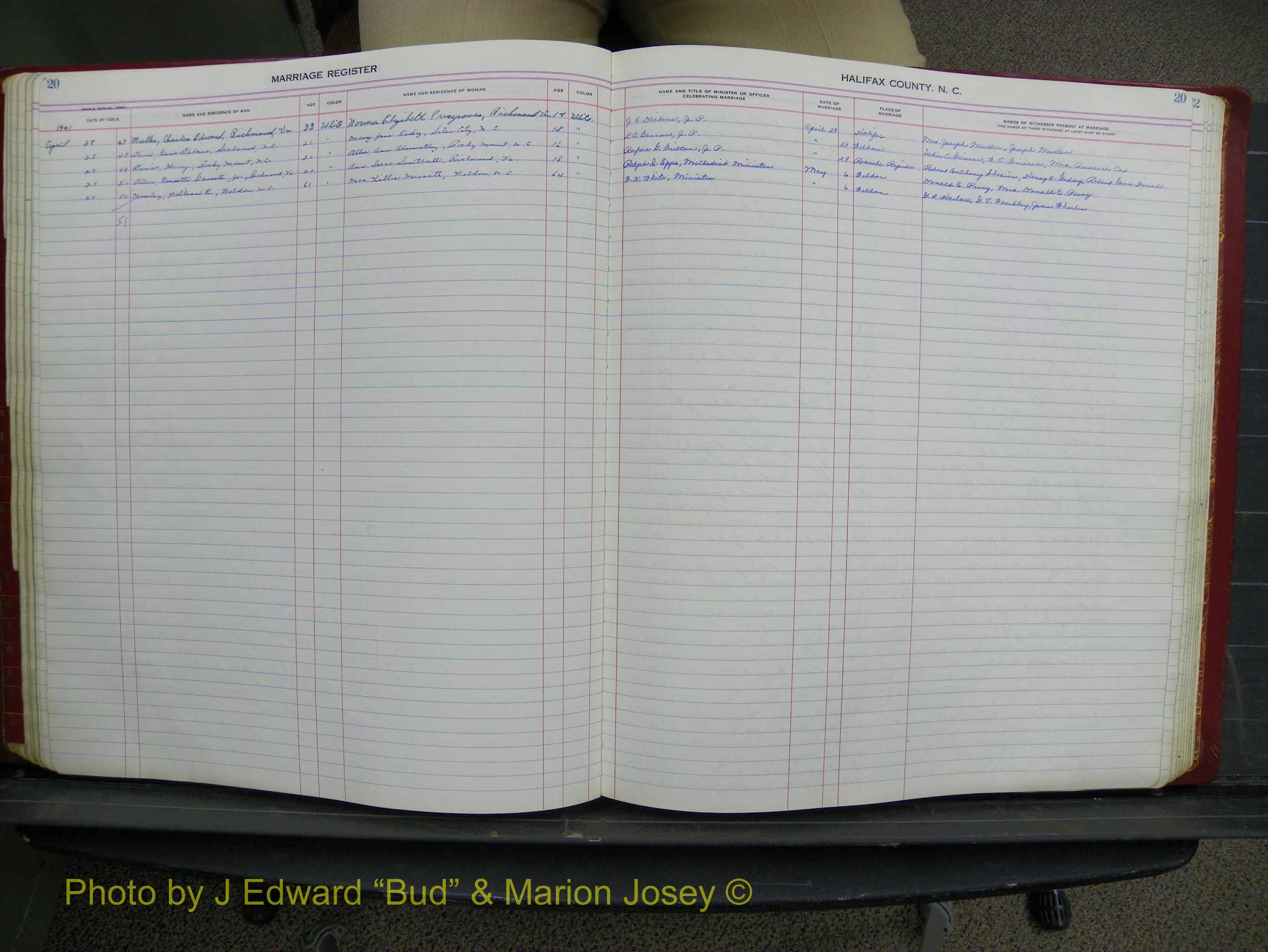 Halifax Marriage Book 15, 1960-1964  P 020.JPG