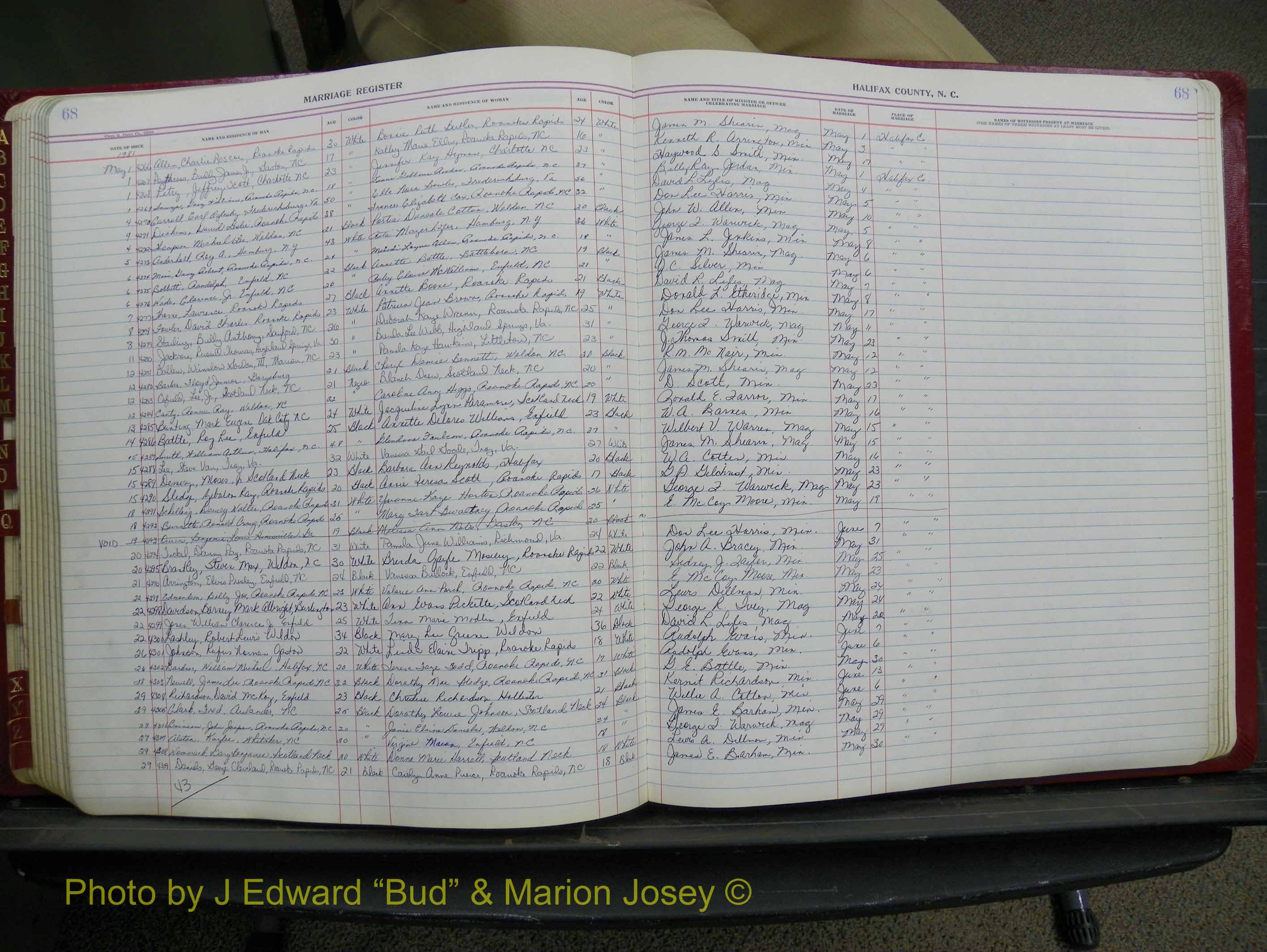Halifax Marriage Book 18, 1975-1983 P 068.JPG
