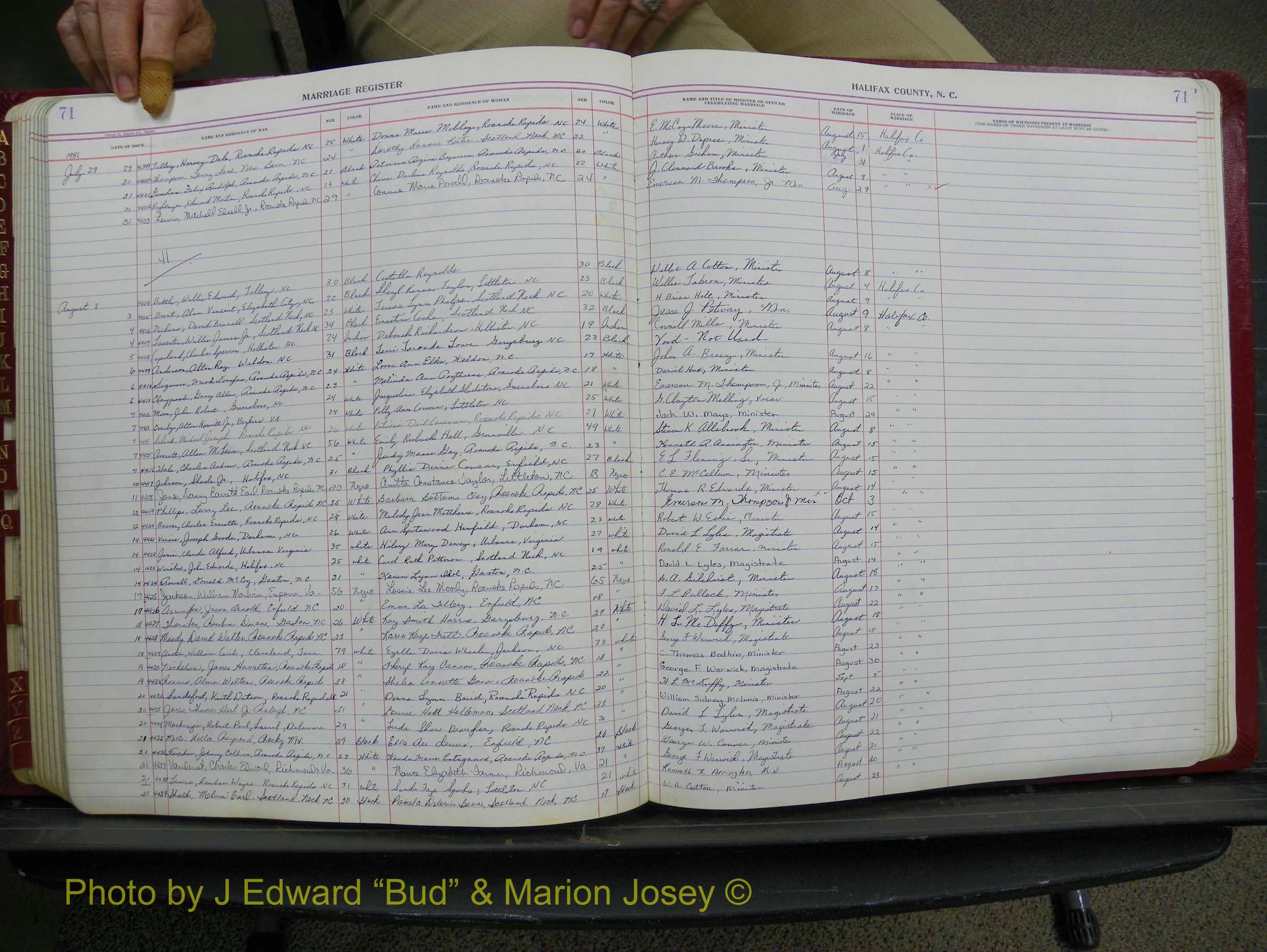 Halifax Marriage Book 18, 1975-1983 P 071.JPG
