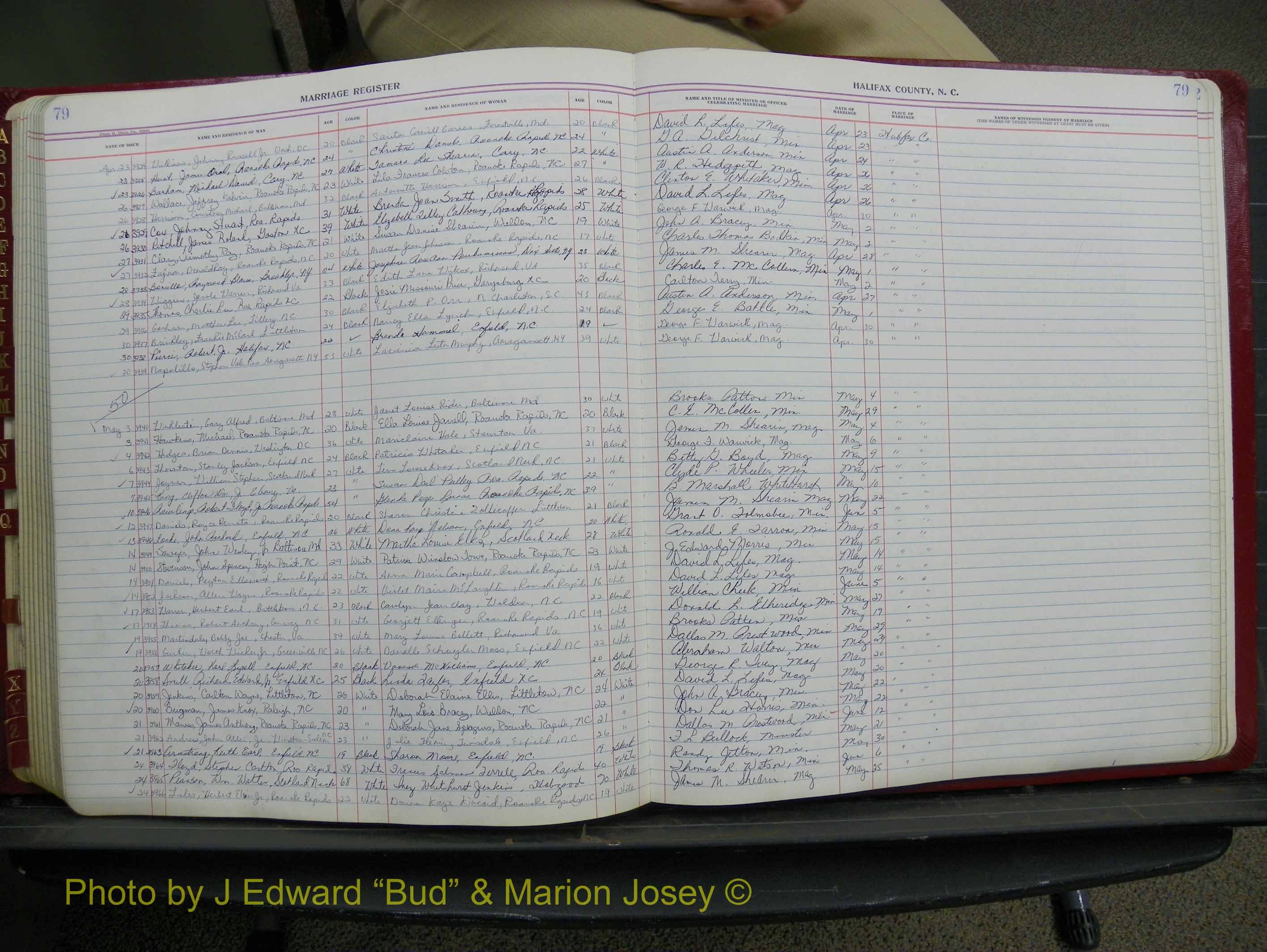 Halifax Marriage Book 18, 1975-1983 P 079.JPG