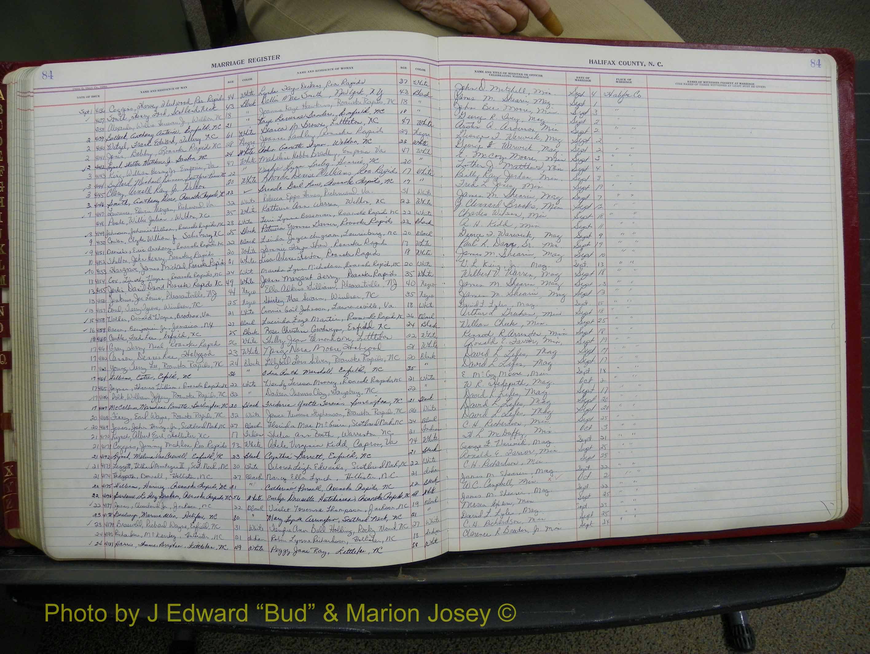 Halifax Marriage Book 18, 1975-1983 P 084.JPG