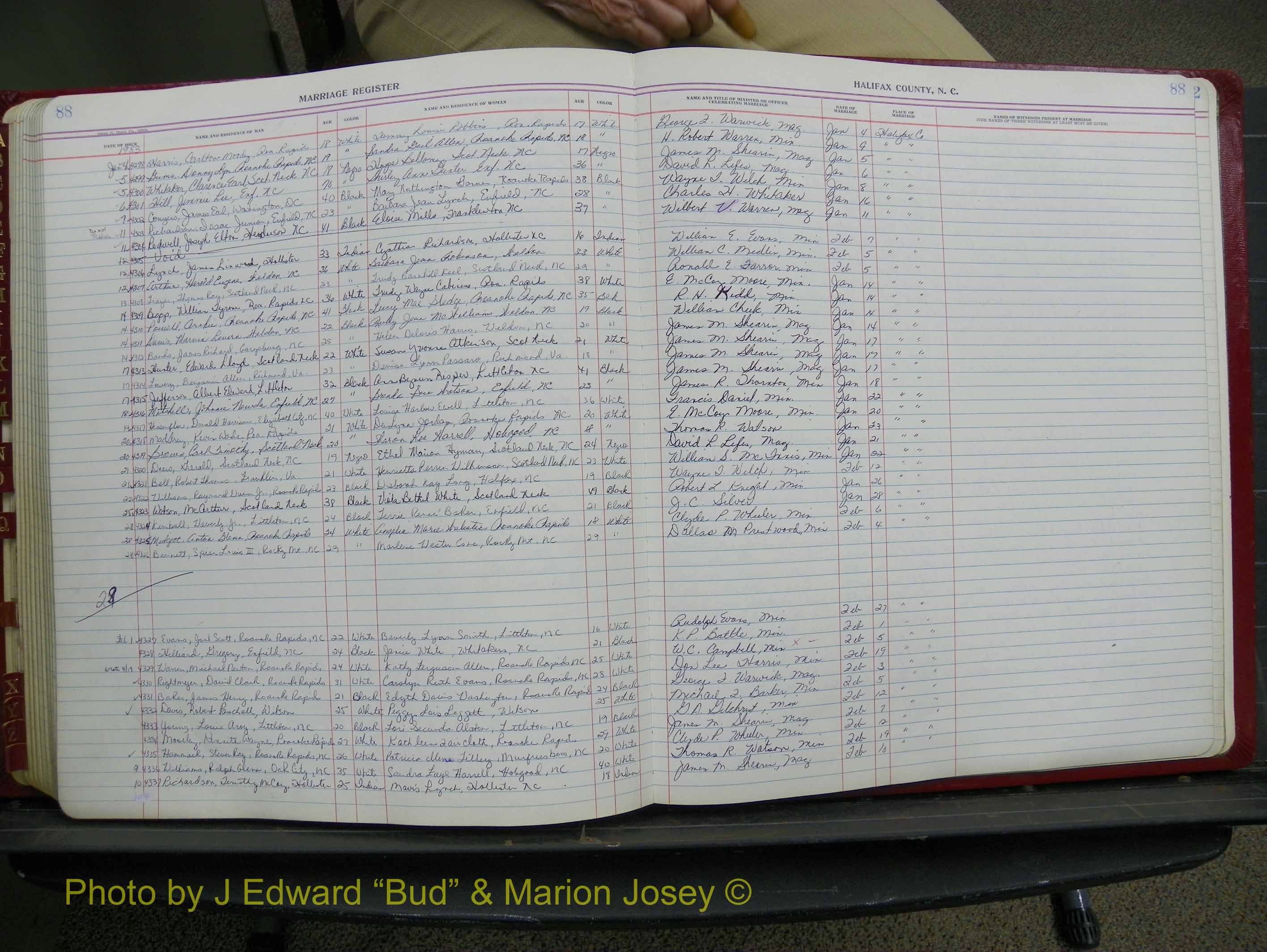 Halifax Marriage Book 18, 1975-1983 P 088.JPG