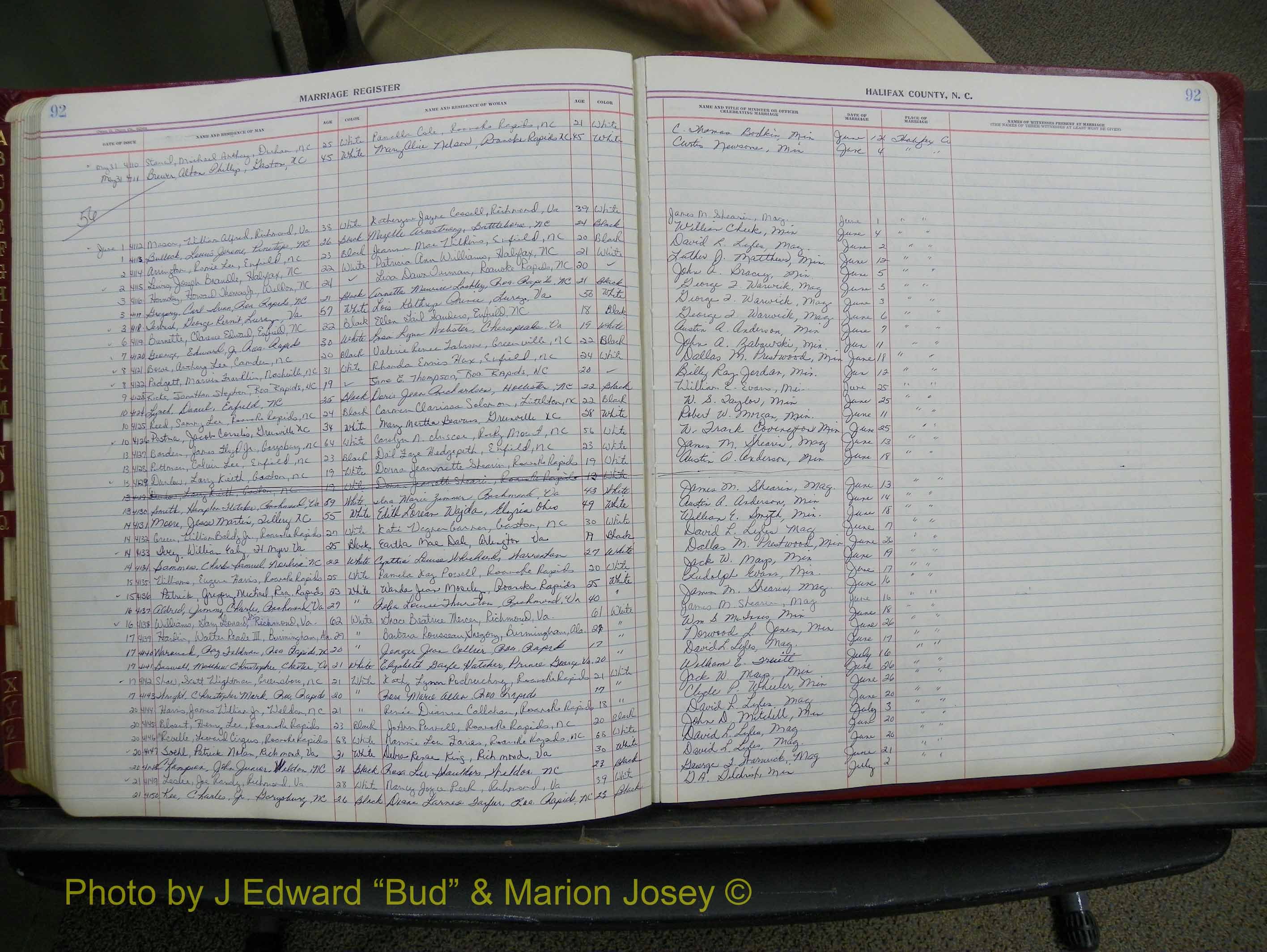 Halifax Marriage Book 18, 1975-1983 P 092.JPG