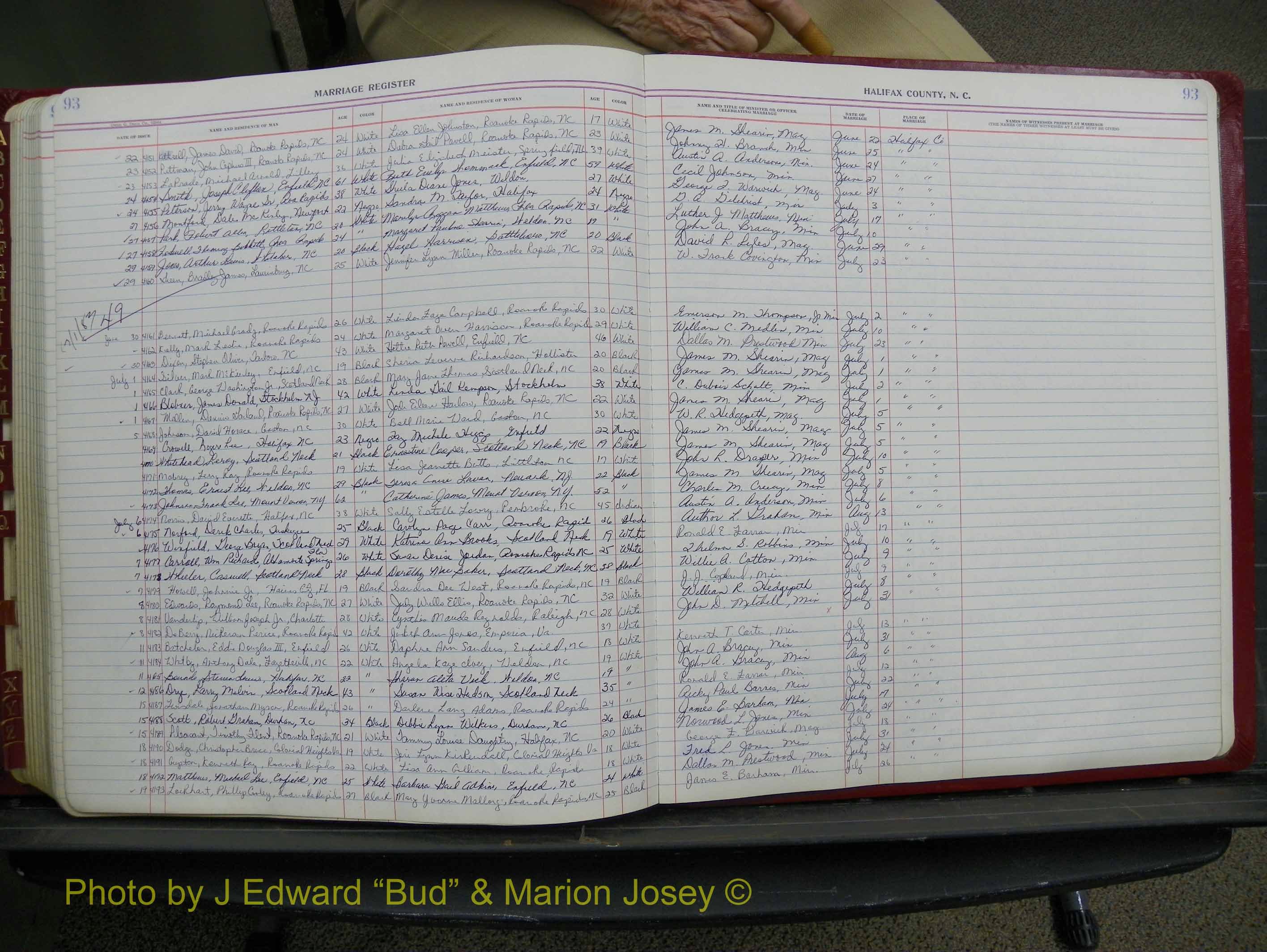 Halifax Marriage Book 18, 1975-1983 P 093.JPG