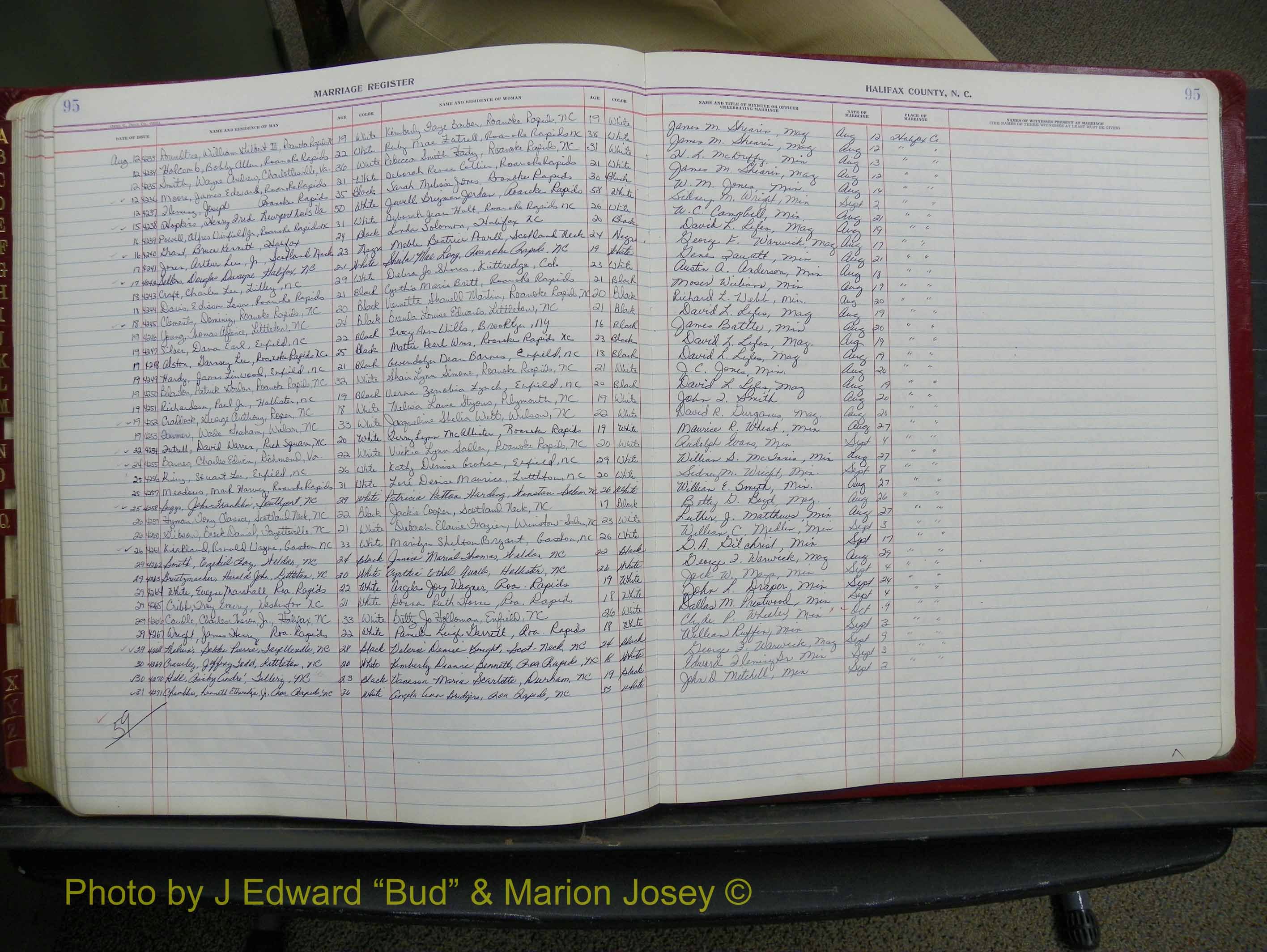 Halifax Marriage Book 18, 1975-1983 P 095.JPG