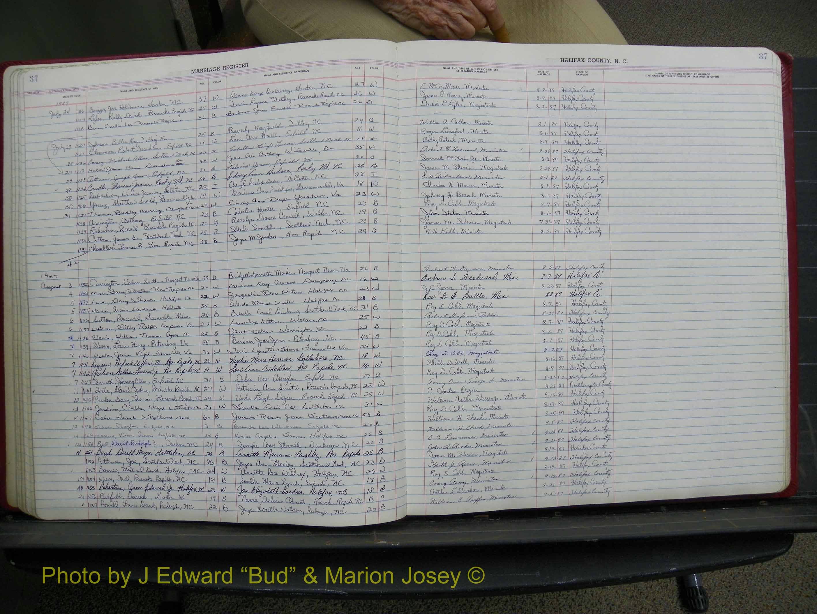 Halifax Marriage Book 19, 1984-1993 P 037.JPG