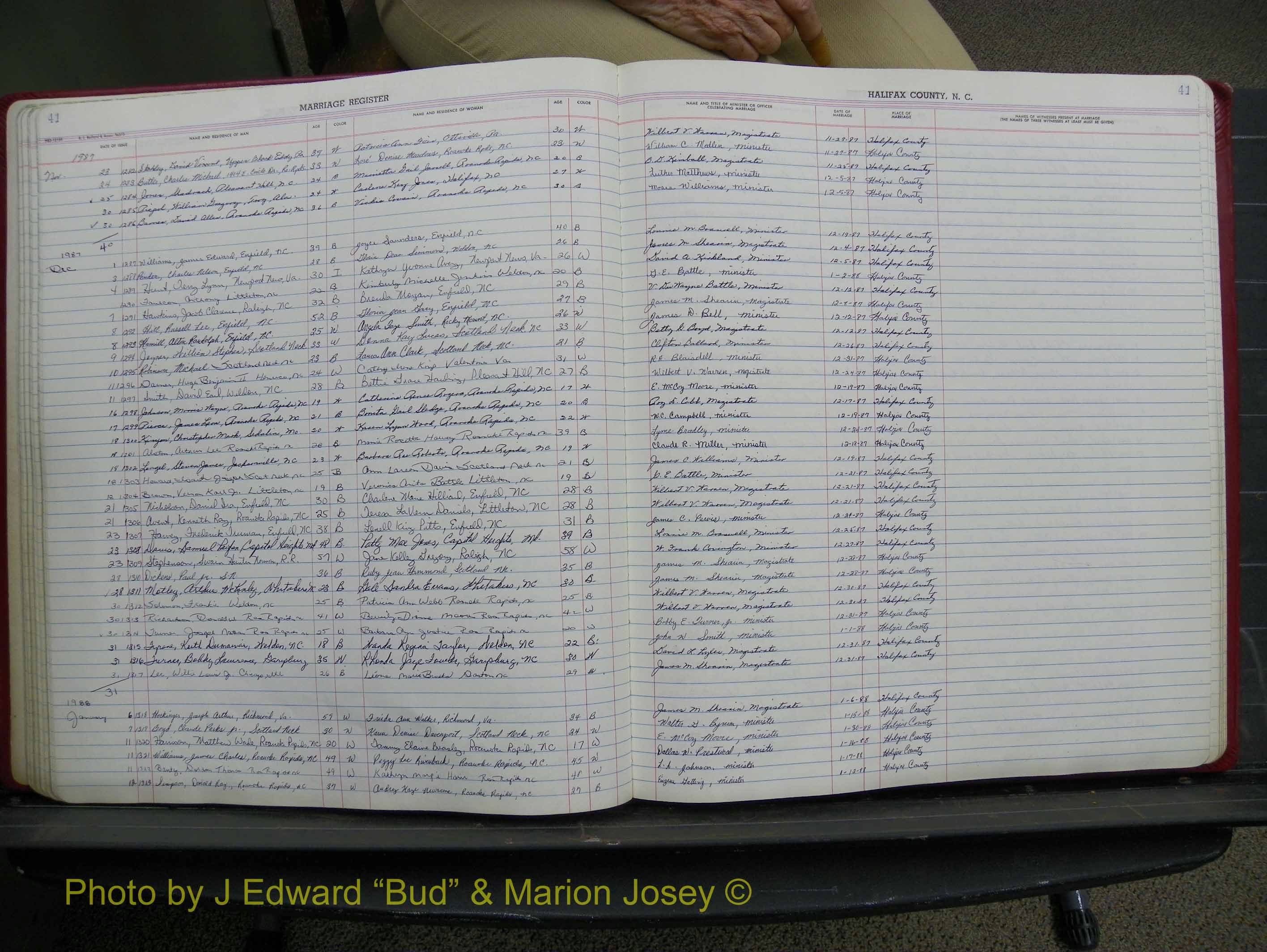 Halifax Marriage Book 19, 1984-1993 P 041.JPG