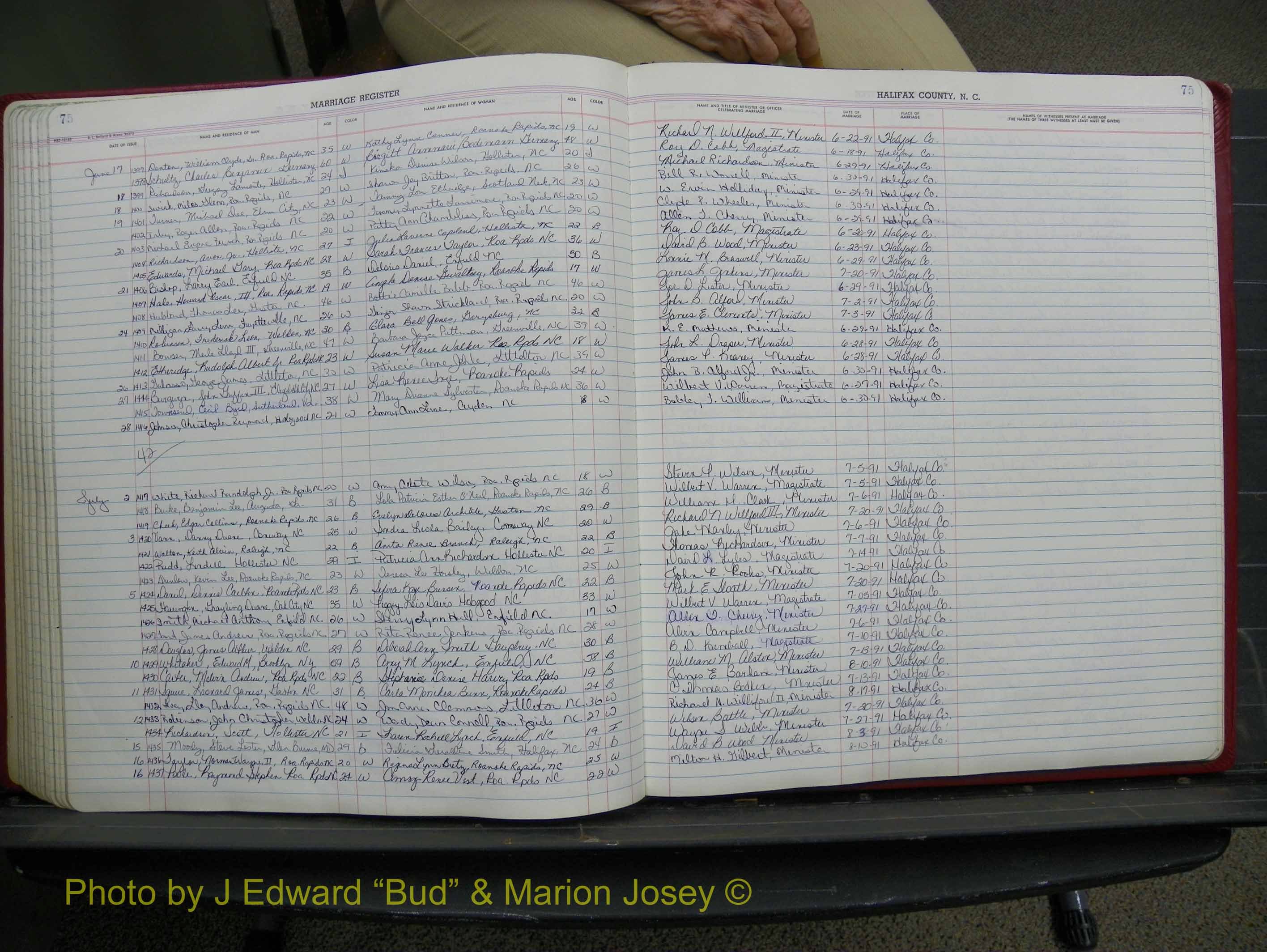 Halifax Marriage Book 19, 1984-1993 P 075.JPG
