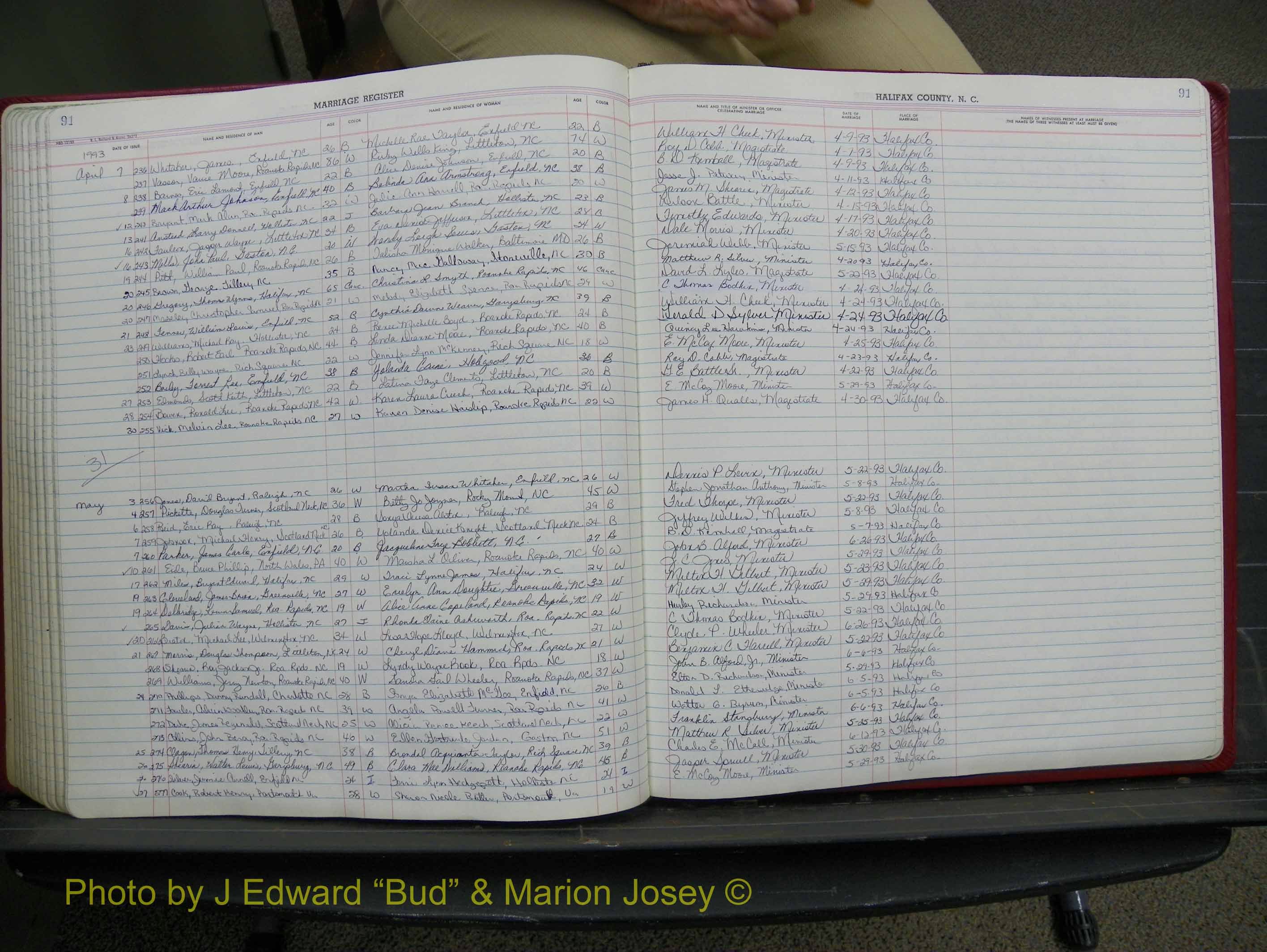 Halifax Marriage Book 19, 1984-1993 P 091.JPG