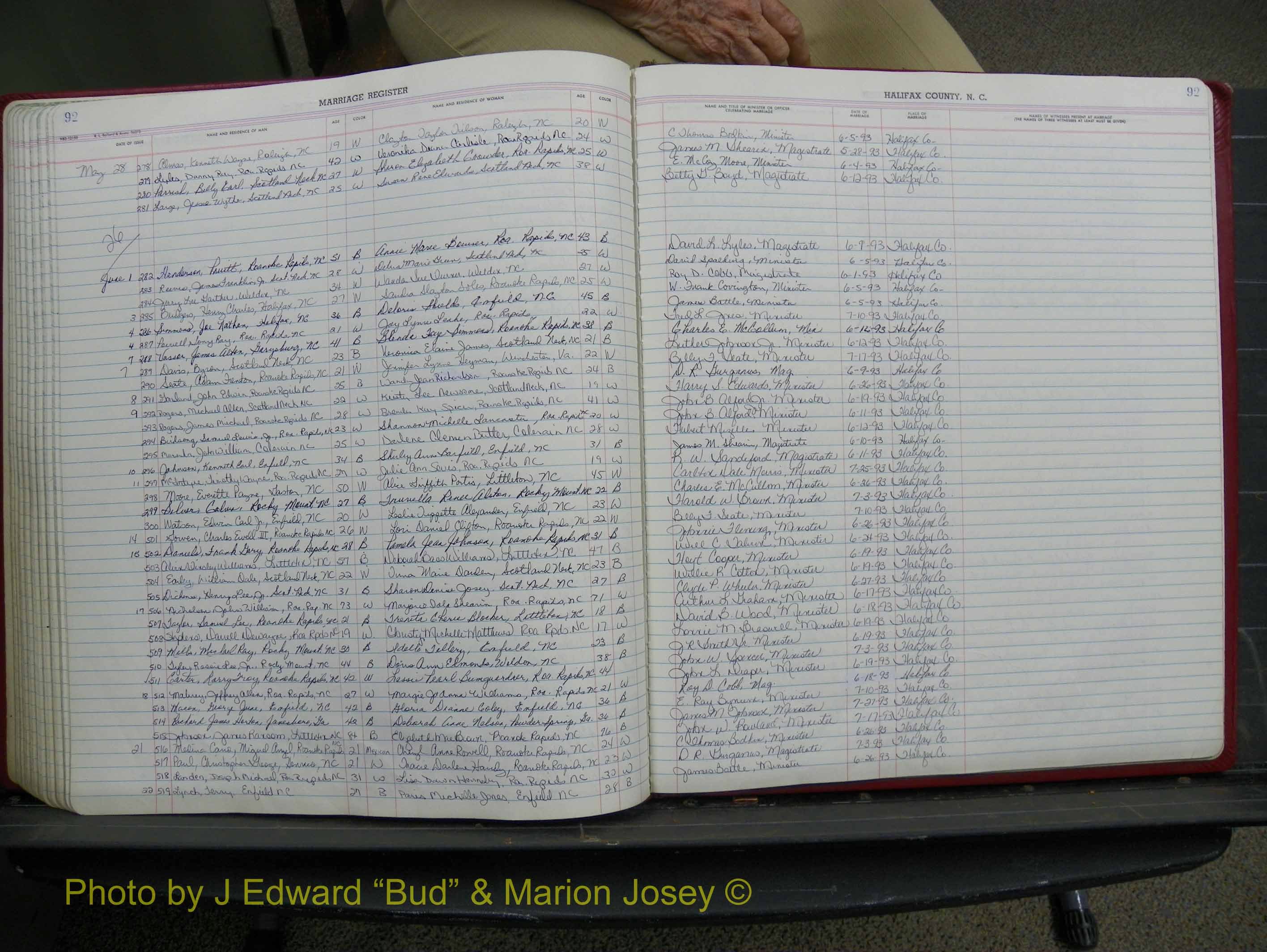 Halifax Marriage Book 19, 1984-1993 P 092.JPG