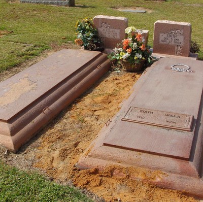 Balla, Alex Jr & Edith Flowers, Harden Cemetery, Harden Co, TX.jpg