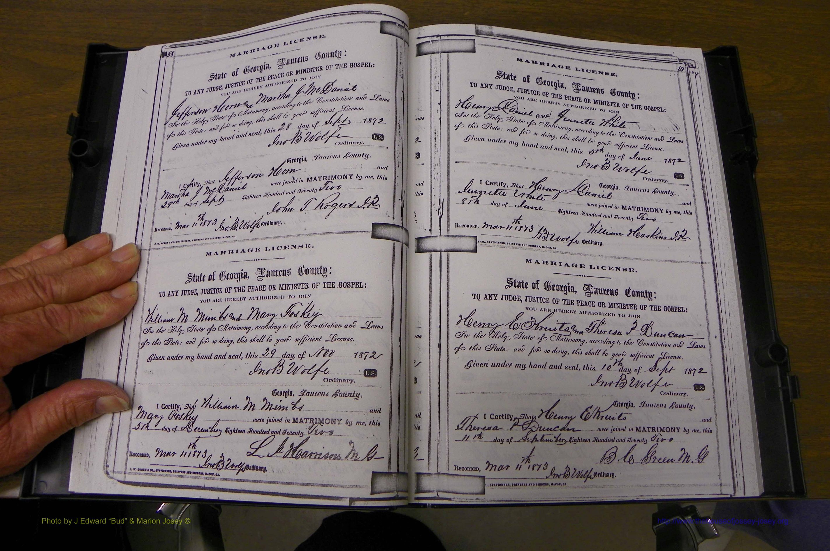 Laurens Co, GA, Marriages 1870 - 1879, P 088-089.JPG