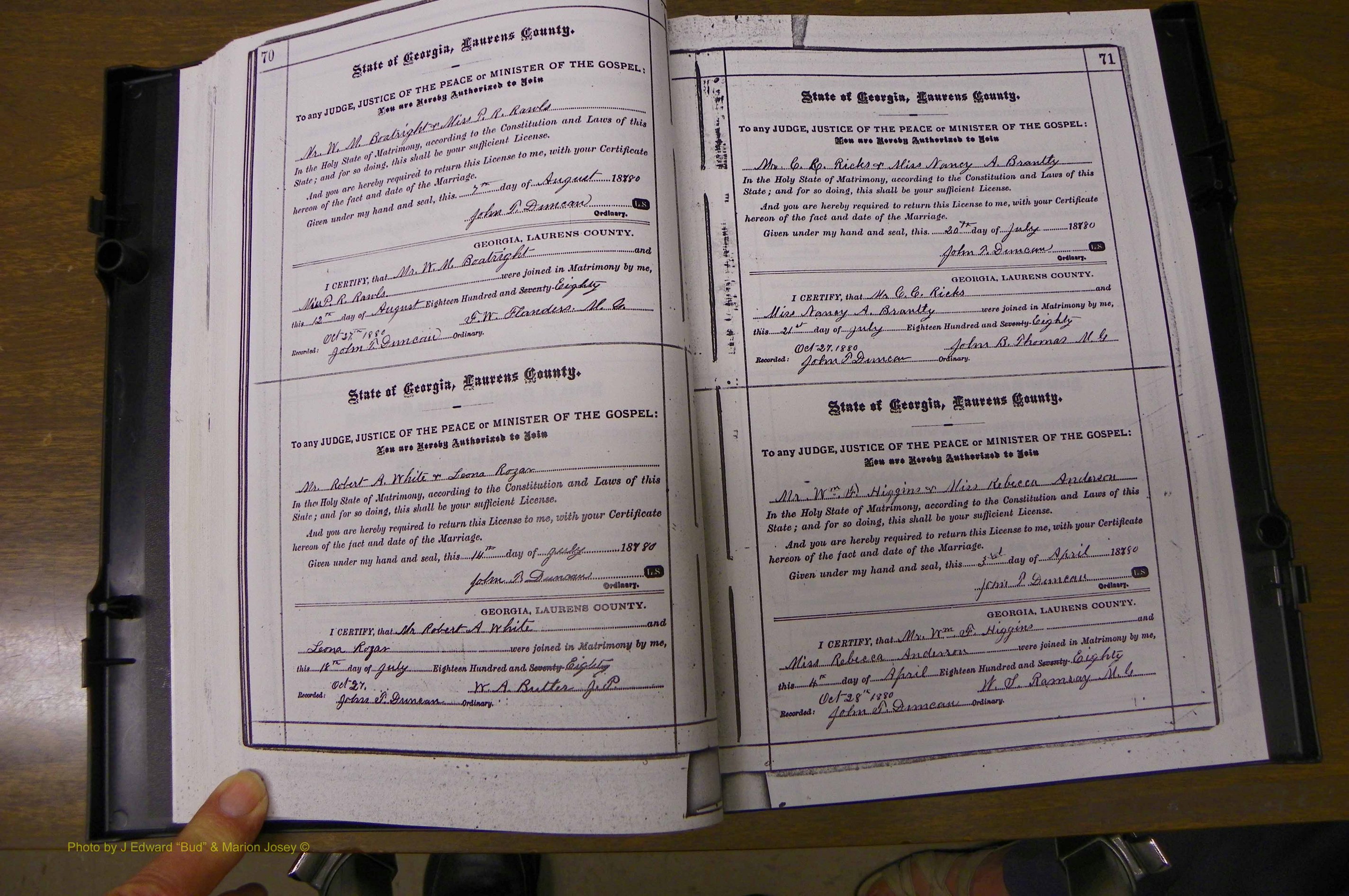 Laurens Co, GA, Marriages 1879 - 1886, P 070-071.JPG