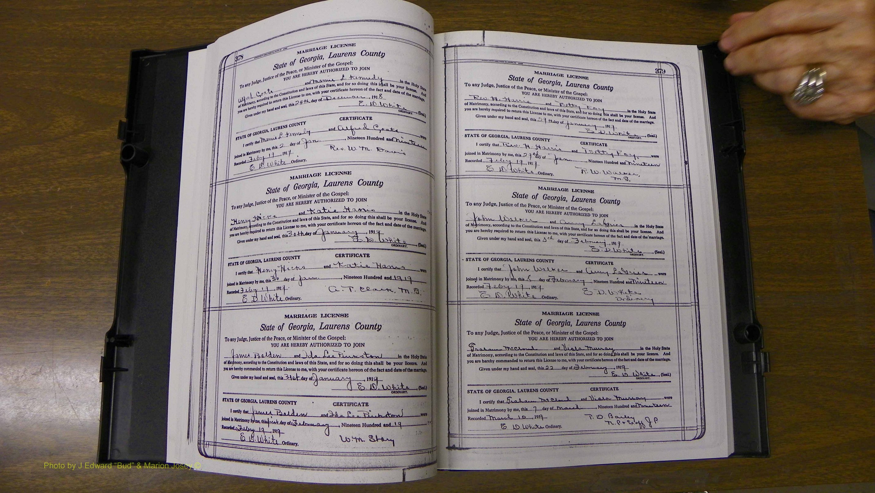 Laurens Co, GA, Marriages Book Q, 1915 - 1933, Colored, P 378-379.JPG