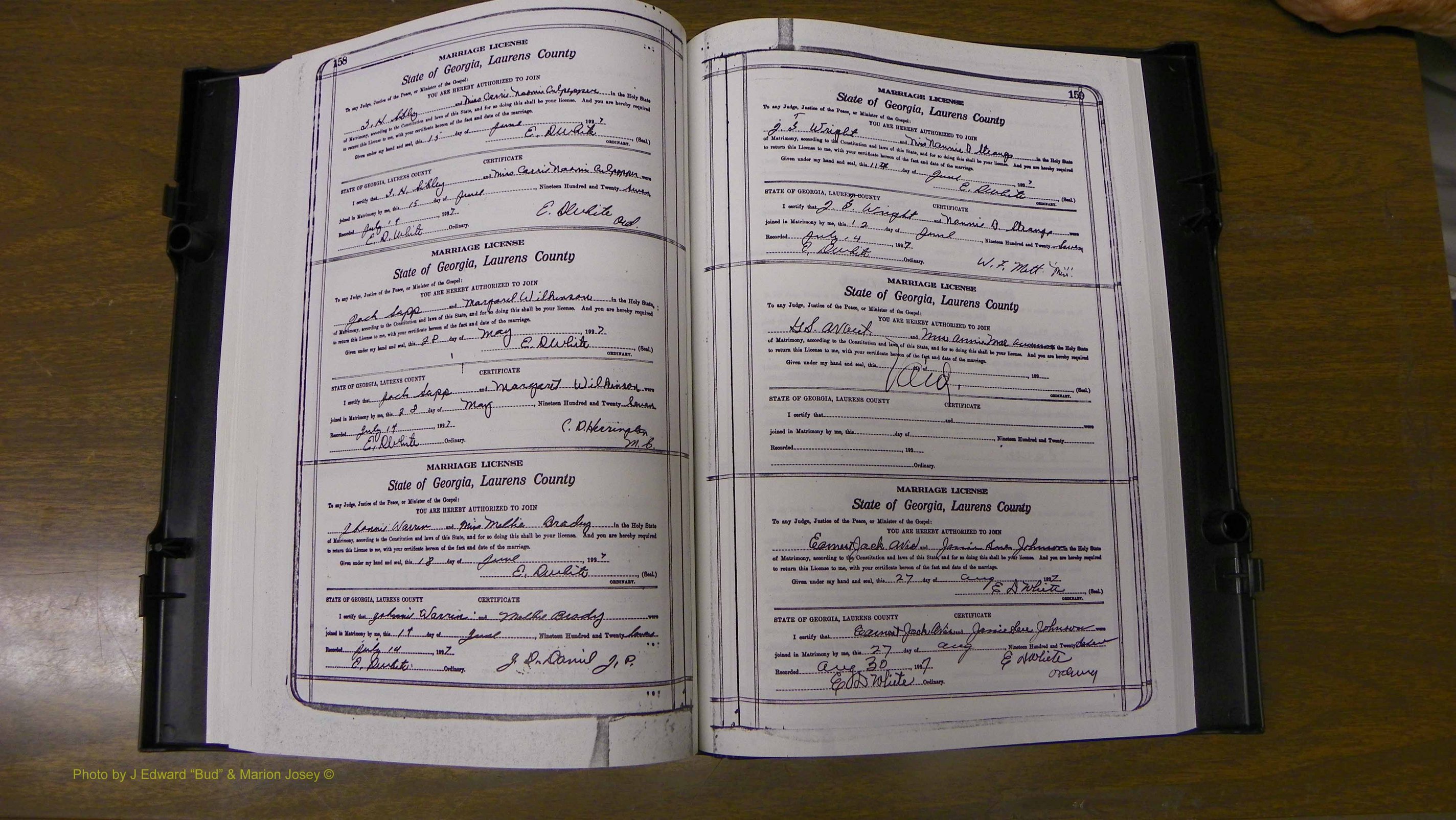 Laurens Co, GA, Marriages Book S, 1924 - 1934, White, P 158-159.JPG