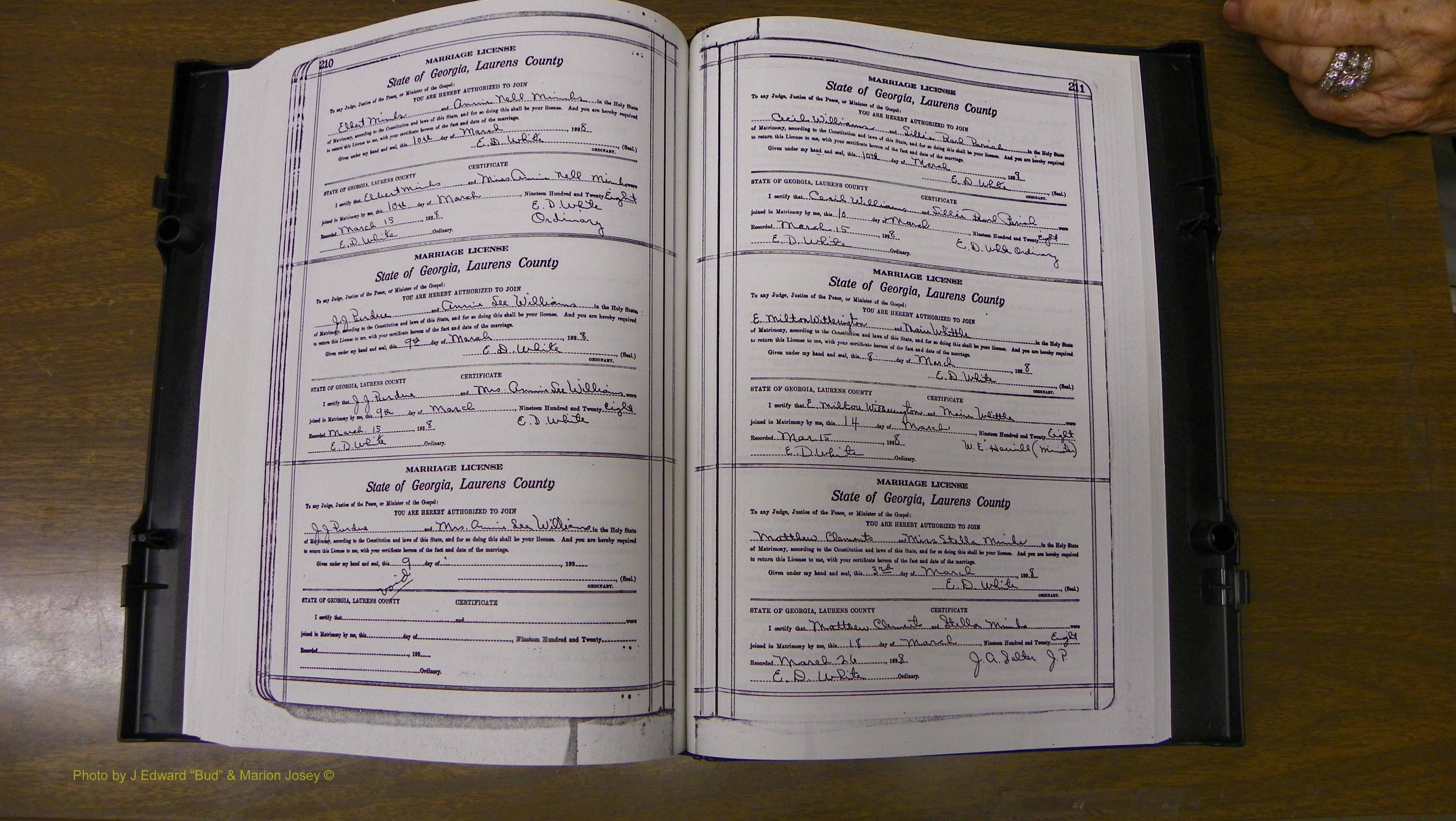 Laurens Co, GA, Marriages Book S, 1924 - 1934, White, P 210-211.JPG