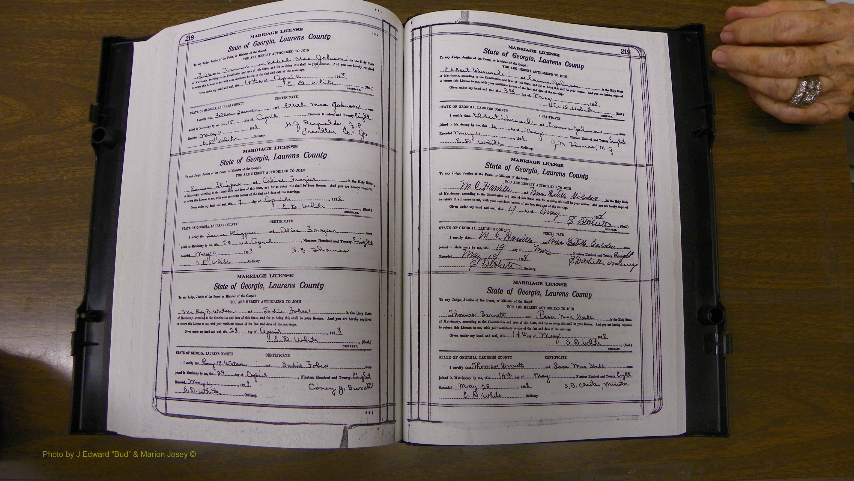Laurens Co, GA, Marriages Book S, 1924 - 1934, White, P 218-219.JPG