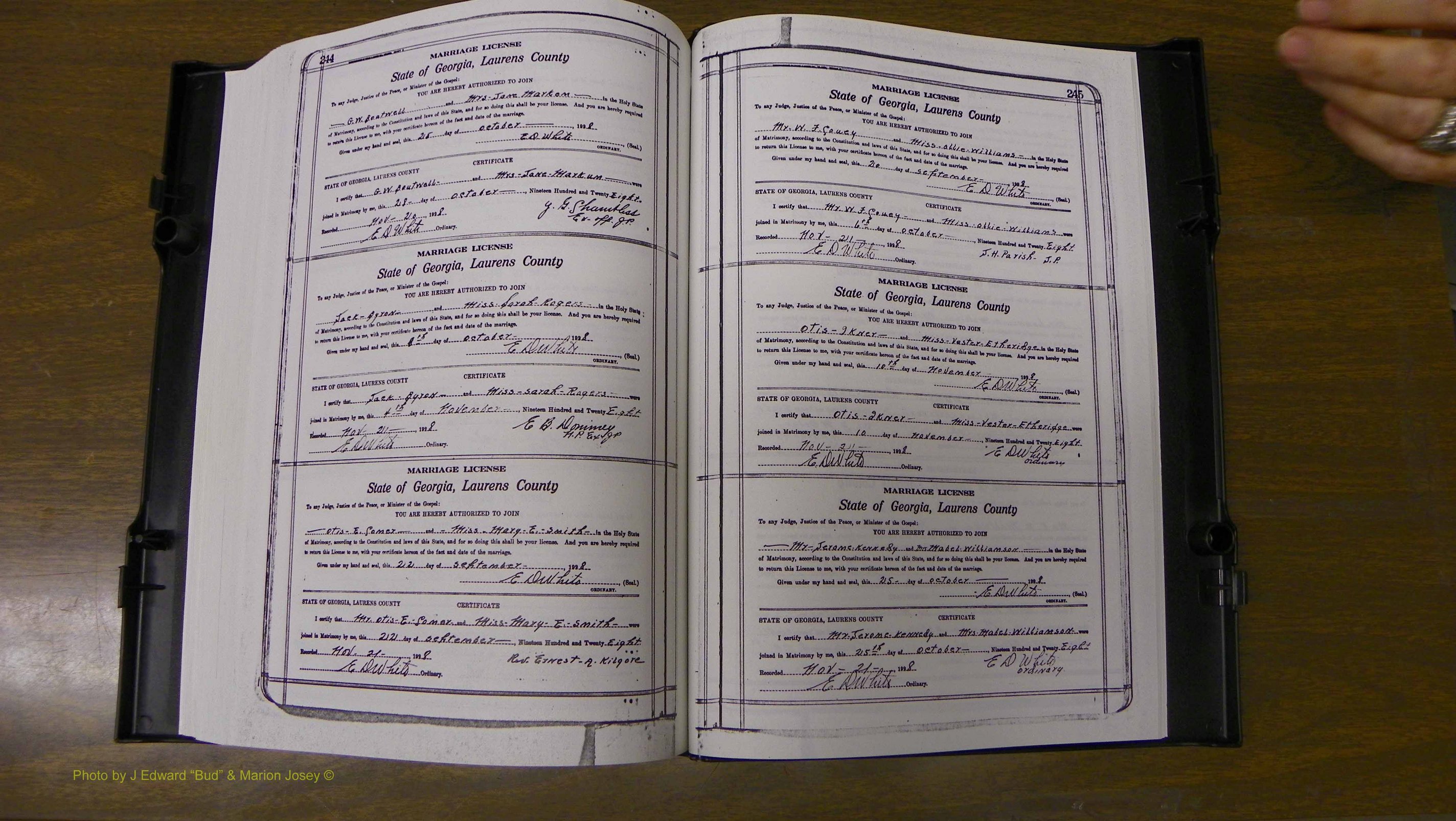 Laurens Co, GA, Marriages Book S, 1924 - 1934, White, P 244-245.JPG