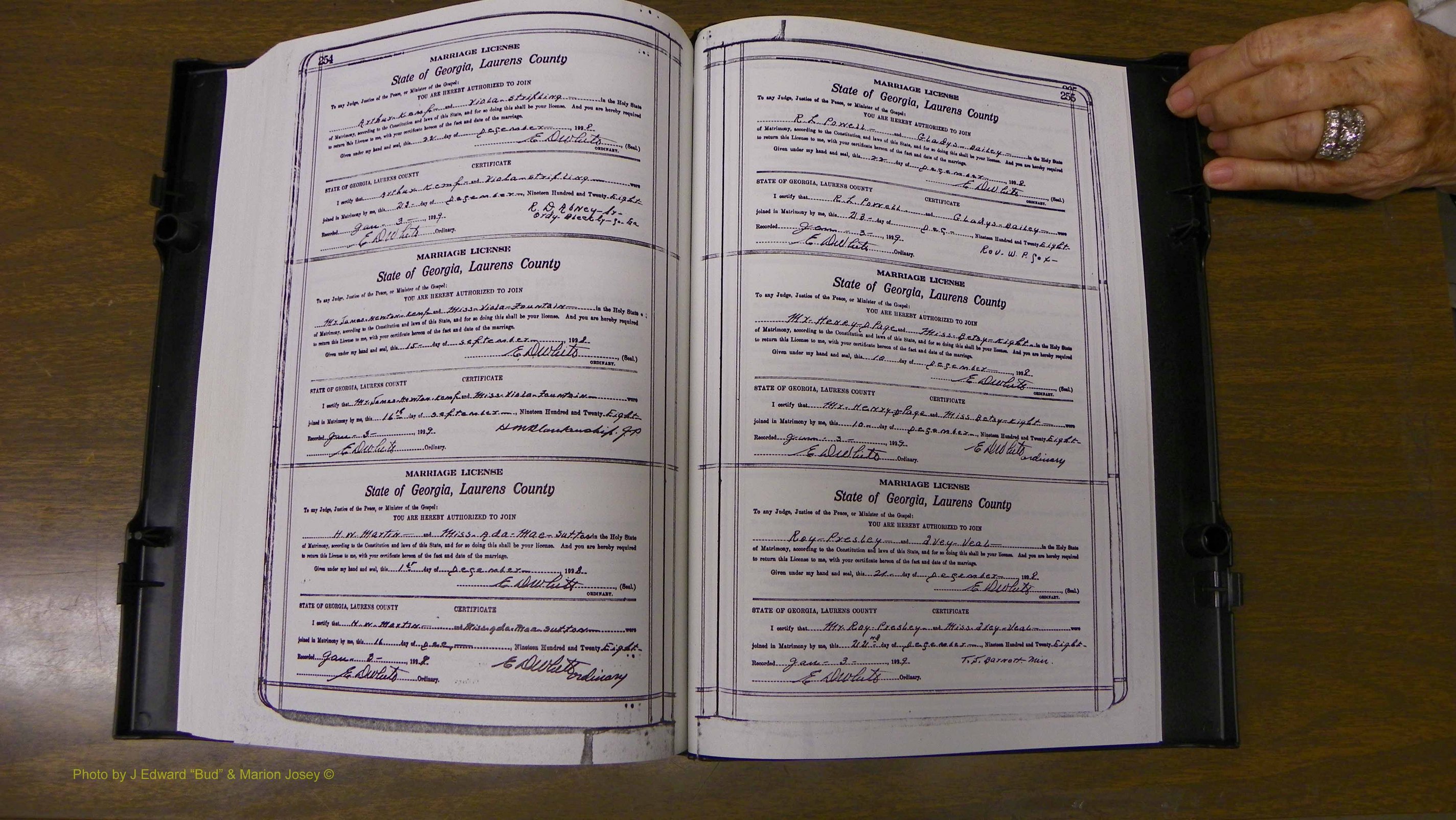 Laurens Co, GA, Marriages Book S, 1924 - 1934, White, P 254-255.JPG