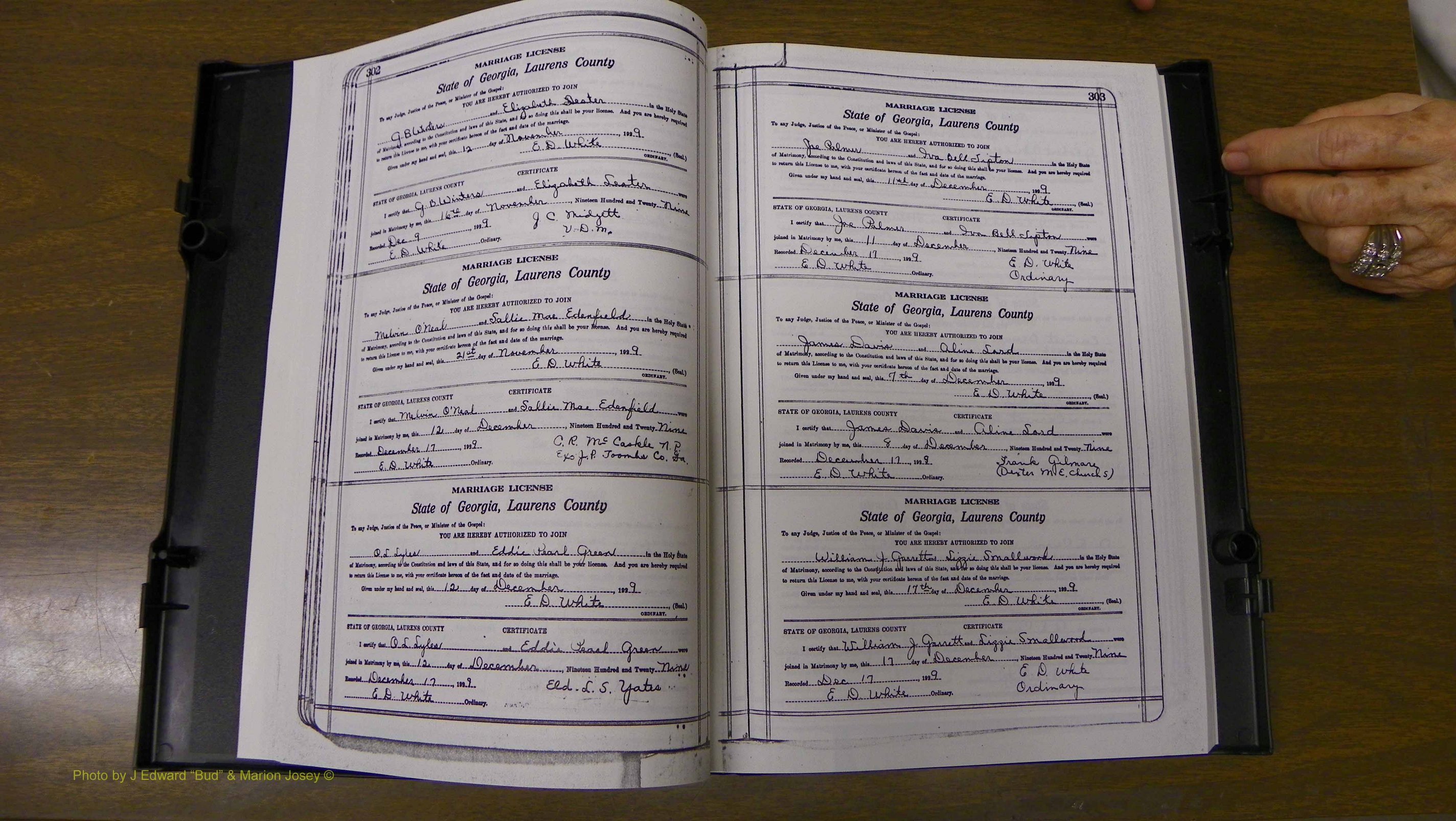 Laurens Co, GA, Marriages Book S, 1924 - 1934, White, P 302-303.JPG