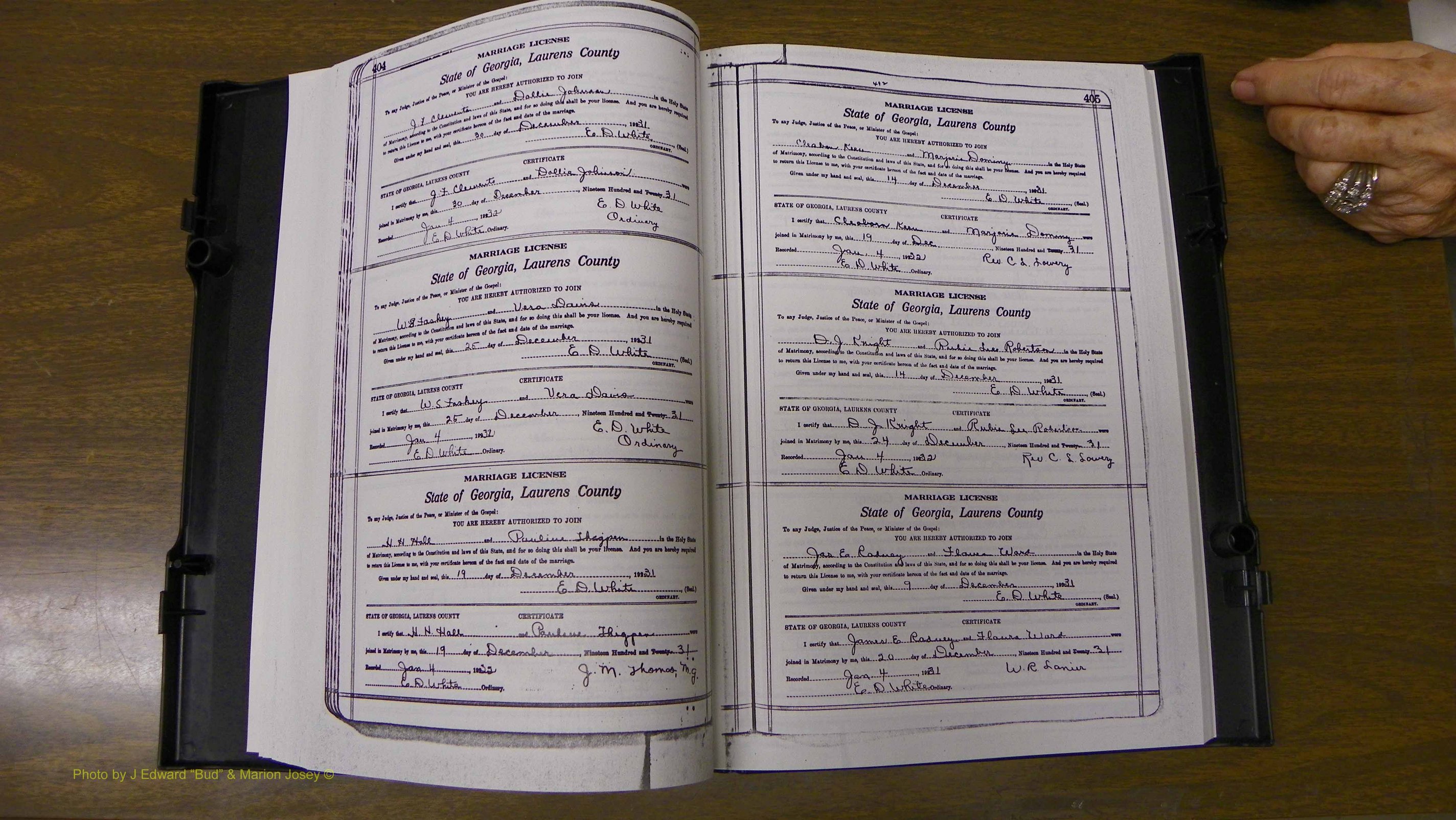 Laurens Co, GA, Marriages Book S, 1924 - 1934, White, P 404-405.JPG