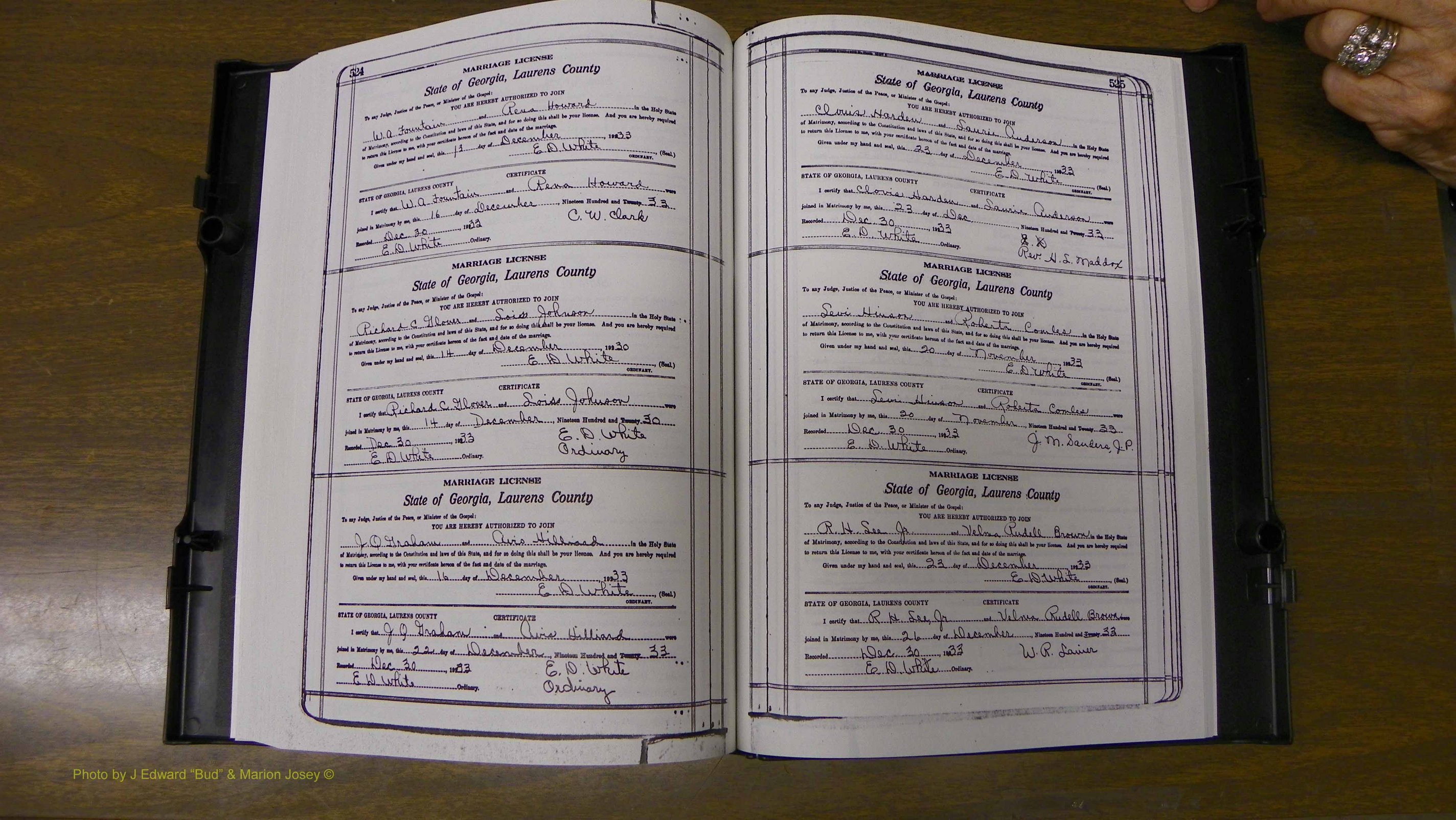 Laurens Co, GA, Marriages Book S, 1924 - 1934, White, P 524-525.JPG