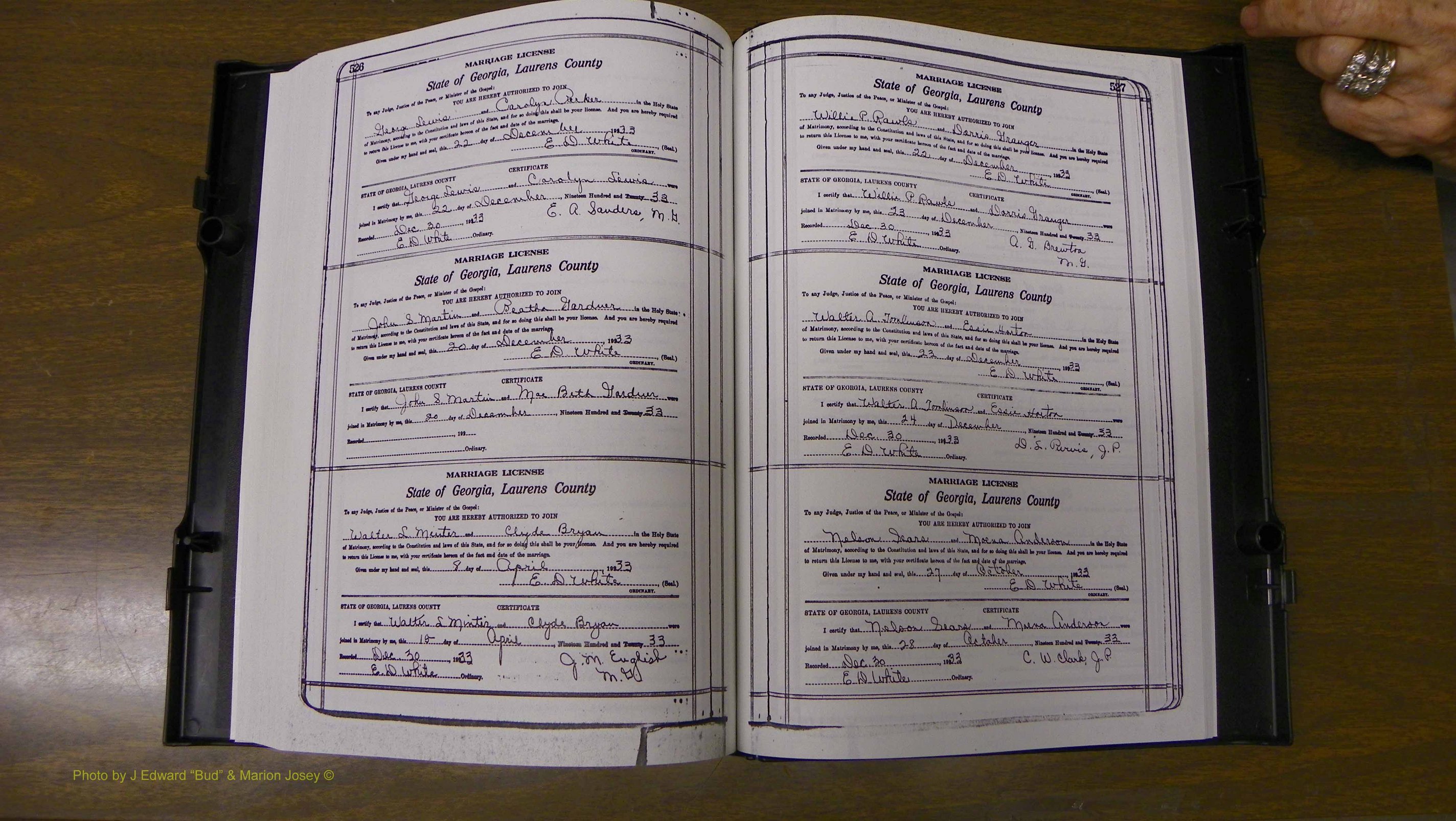 Laurens Co, GA, Marriages Book S, 1924 - 1934, White, P 526-527.JPG