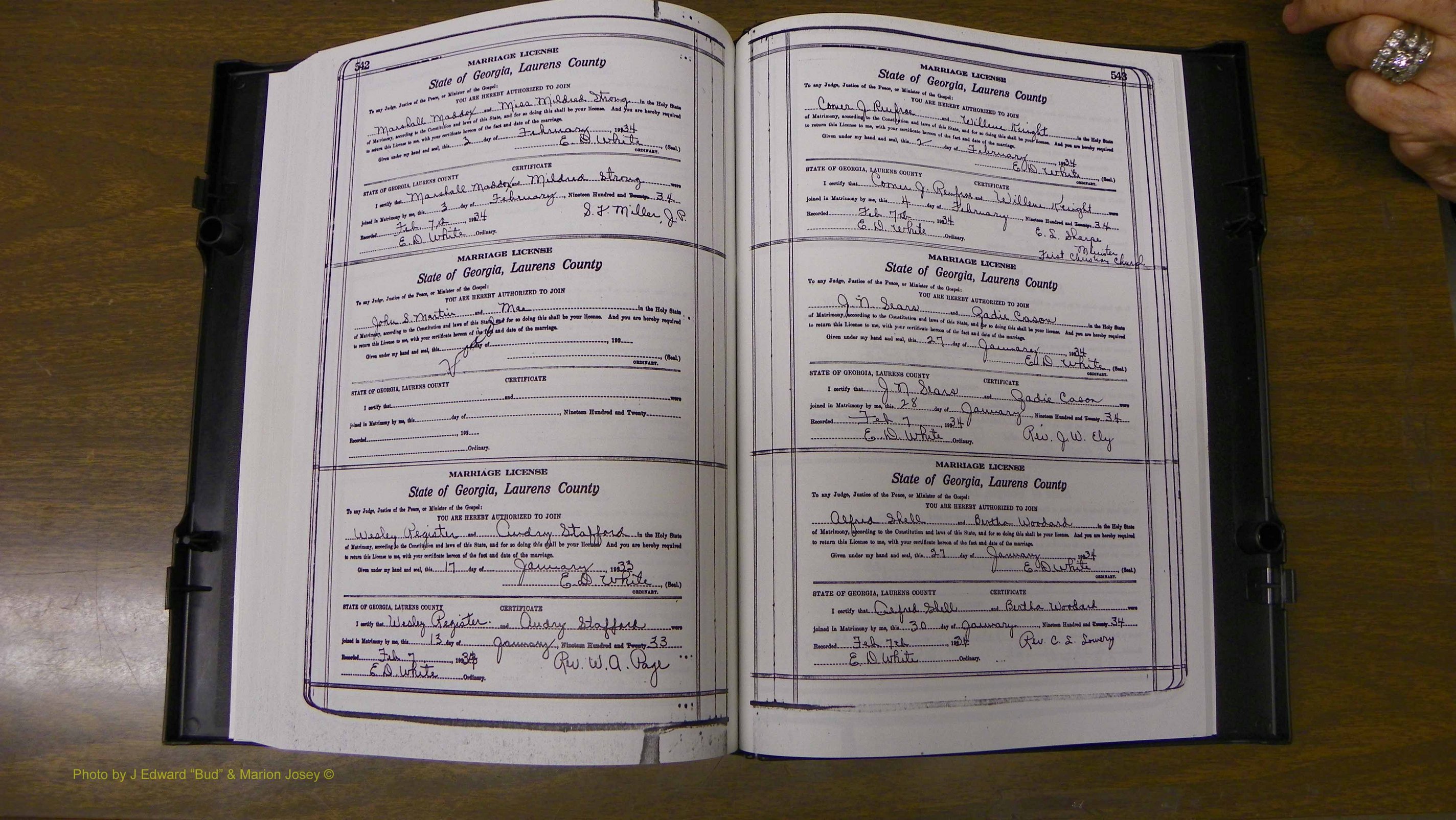 Laurens Co, GA, Marriages Book S, 1924 - 1934, White, P 542-543.JPG