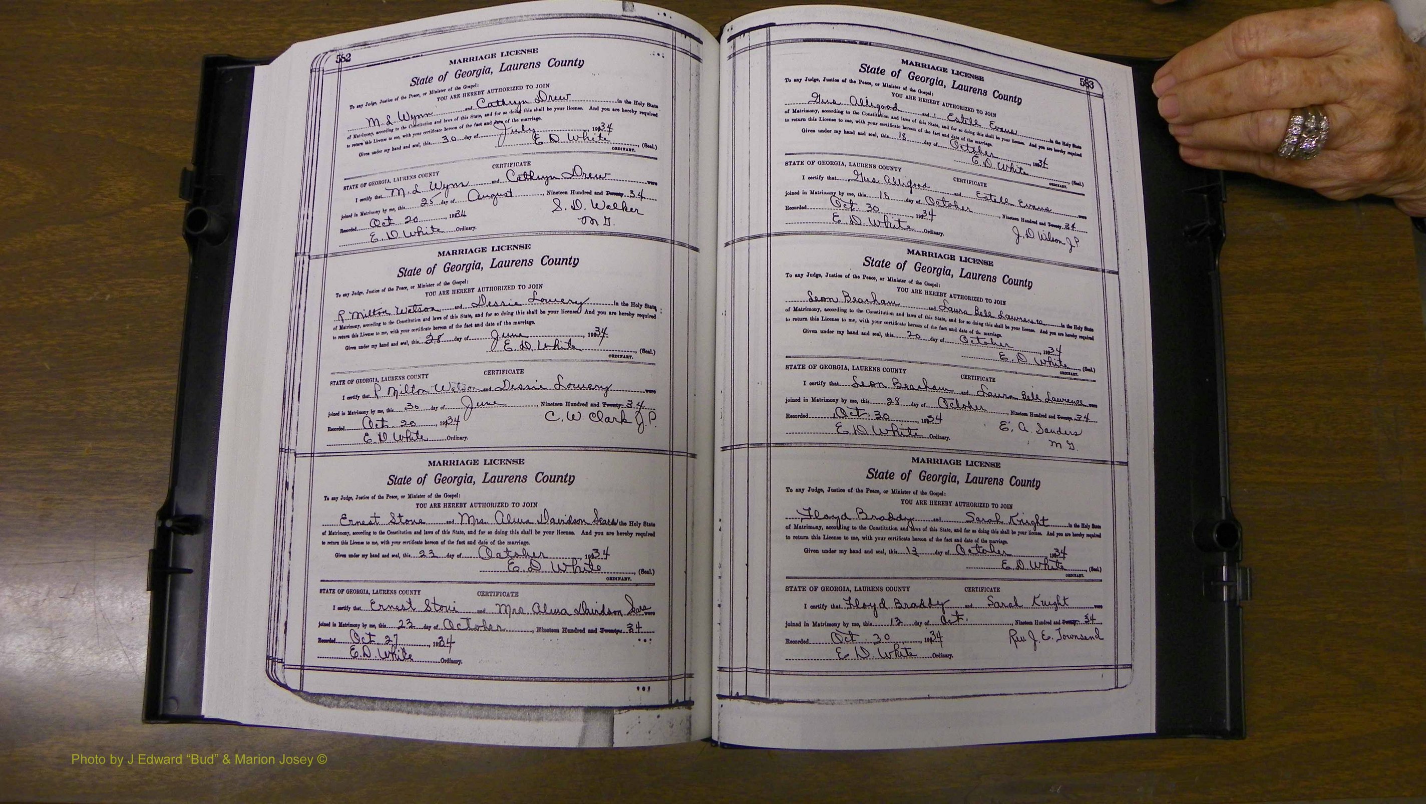 Laurens Co, GA, Marriages Book S, 1924 - 1934, White, P 582-583.JPG