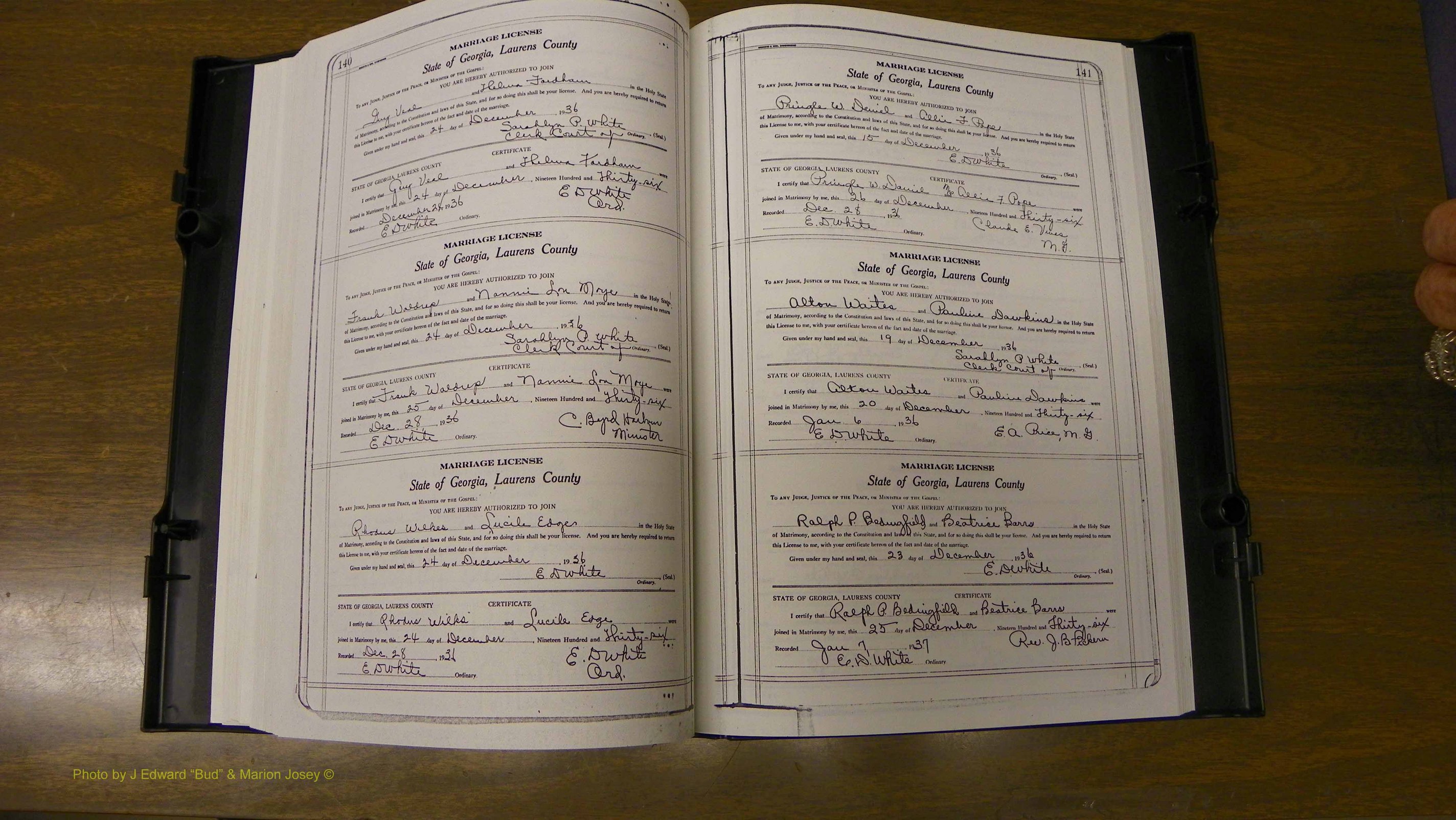 Laurens Co, GA, Marriages Book U, 1934 - 1944, White, P 140-141.JPG