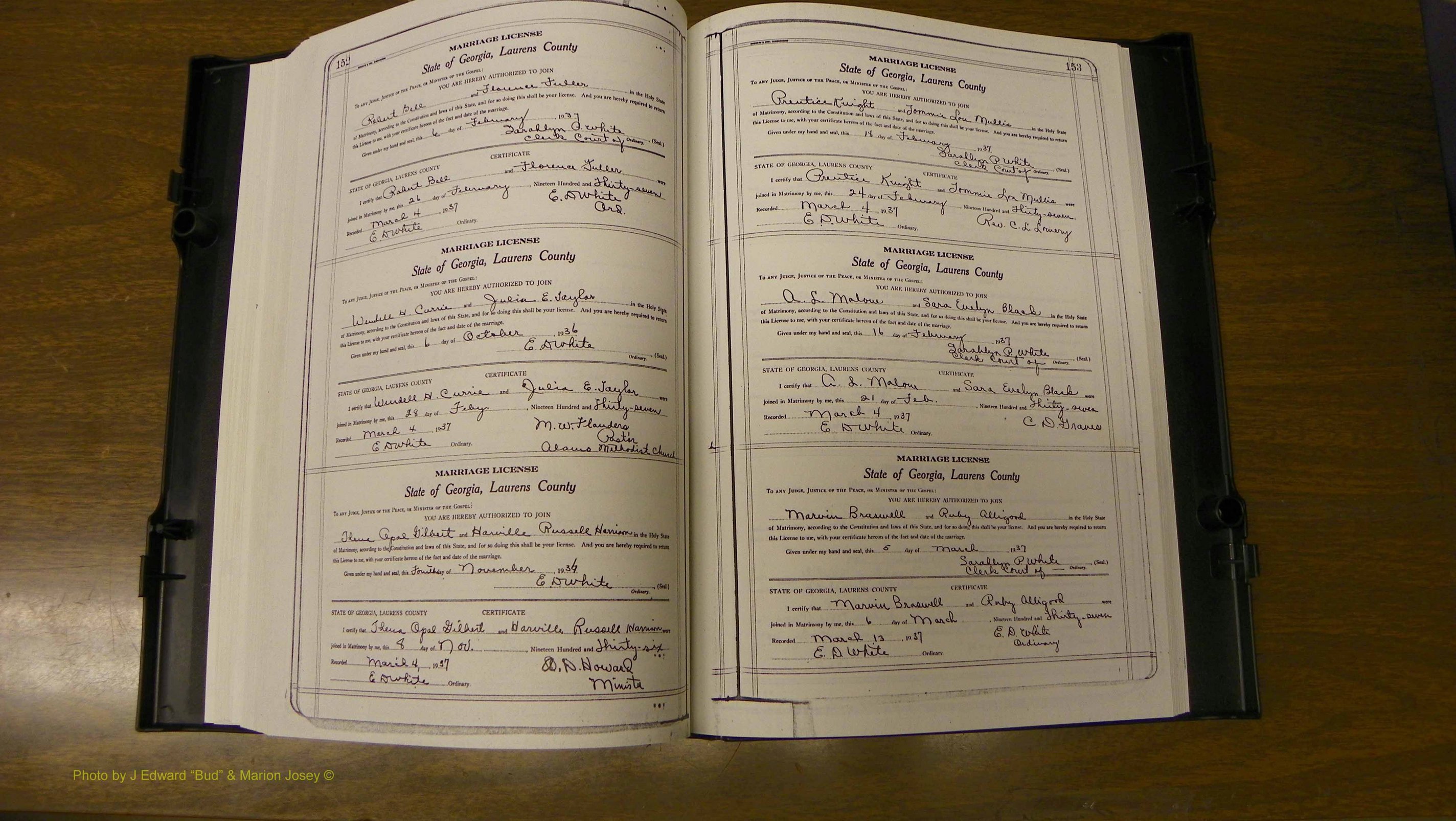 Laurens Co, GA, Marriages Book U, 1934 - 1944, White, P 152-153.JPG