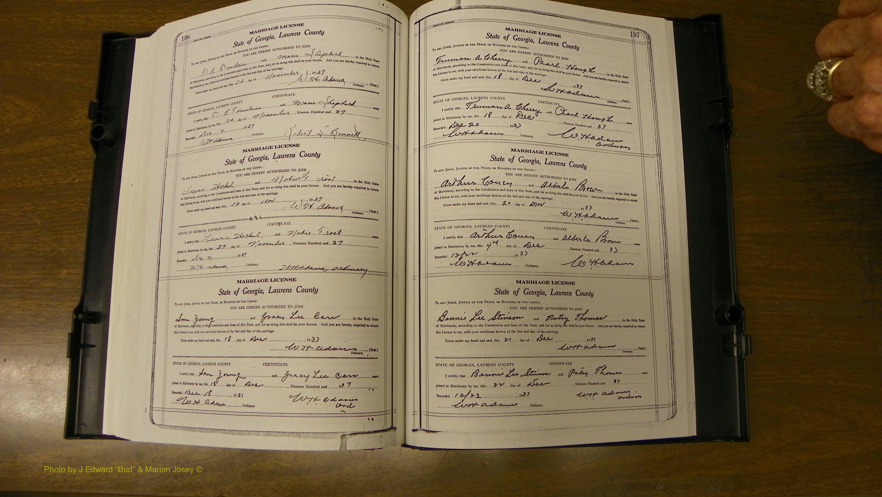 Laurens Co, GA, Marriages Book U, 1934 - 1944, White, P 196-197.JPG