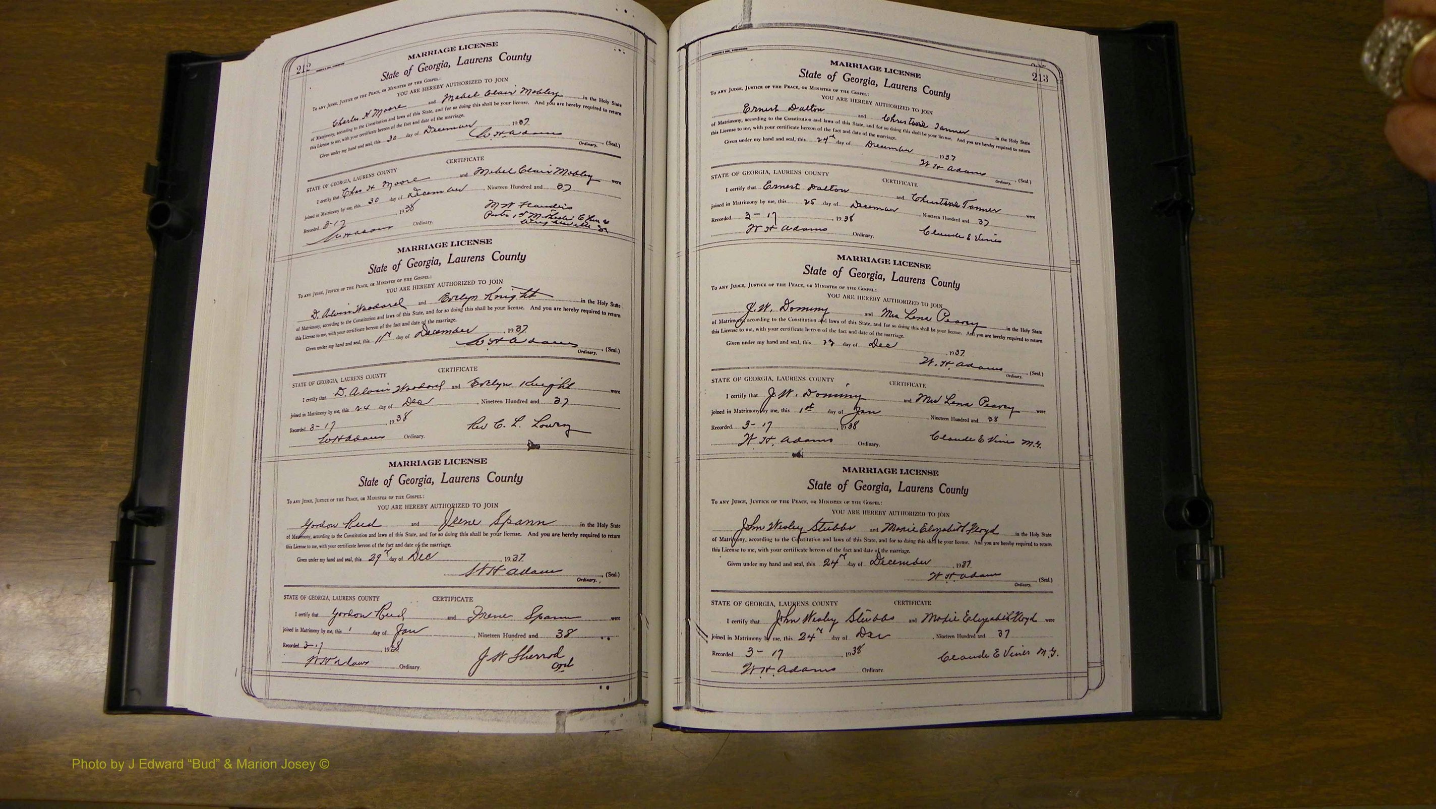 Laurens Co, GA, Marriages Book U, 1934 - 1944, White, P 212-213.JPG