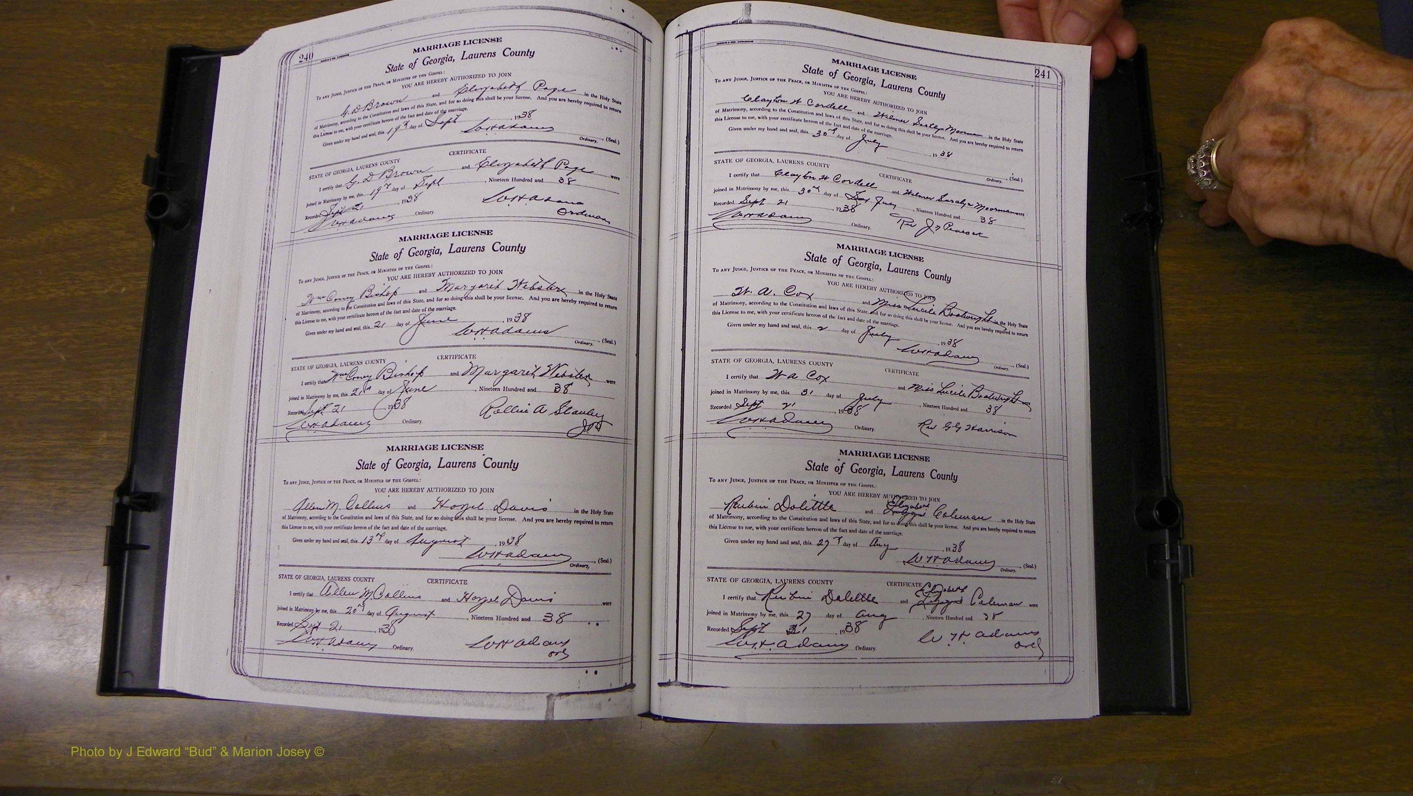 Laurens Co, GA, Marriages Book U, 1934 - 1944, White, P 240-241.JPG