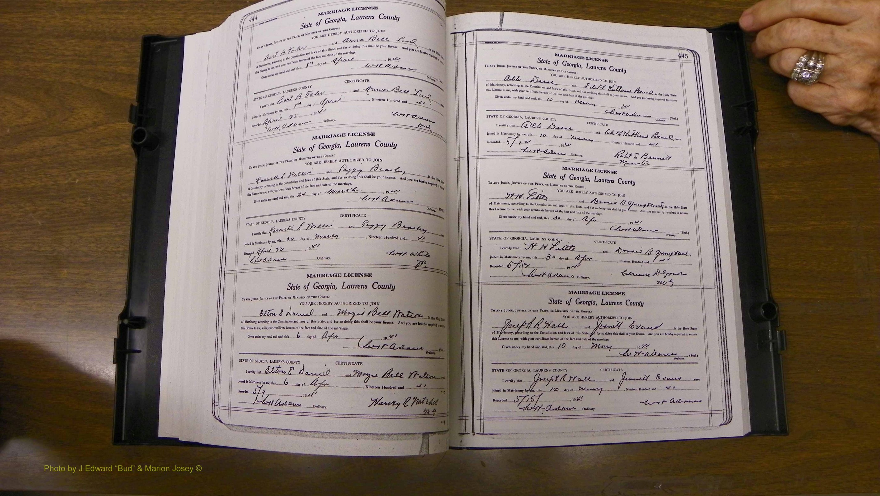 Laurens Co, GA, Marriages Book U, 1934 - 1944, White, P 444-445.JPG