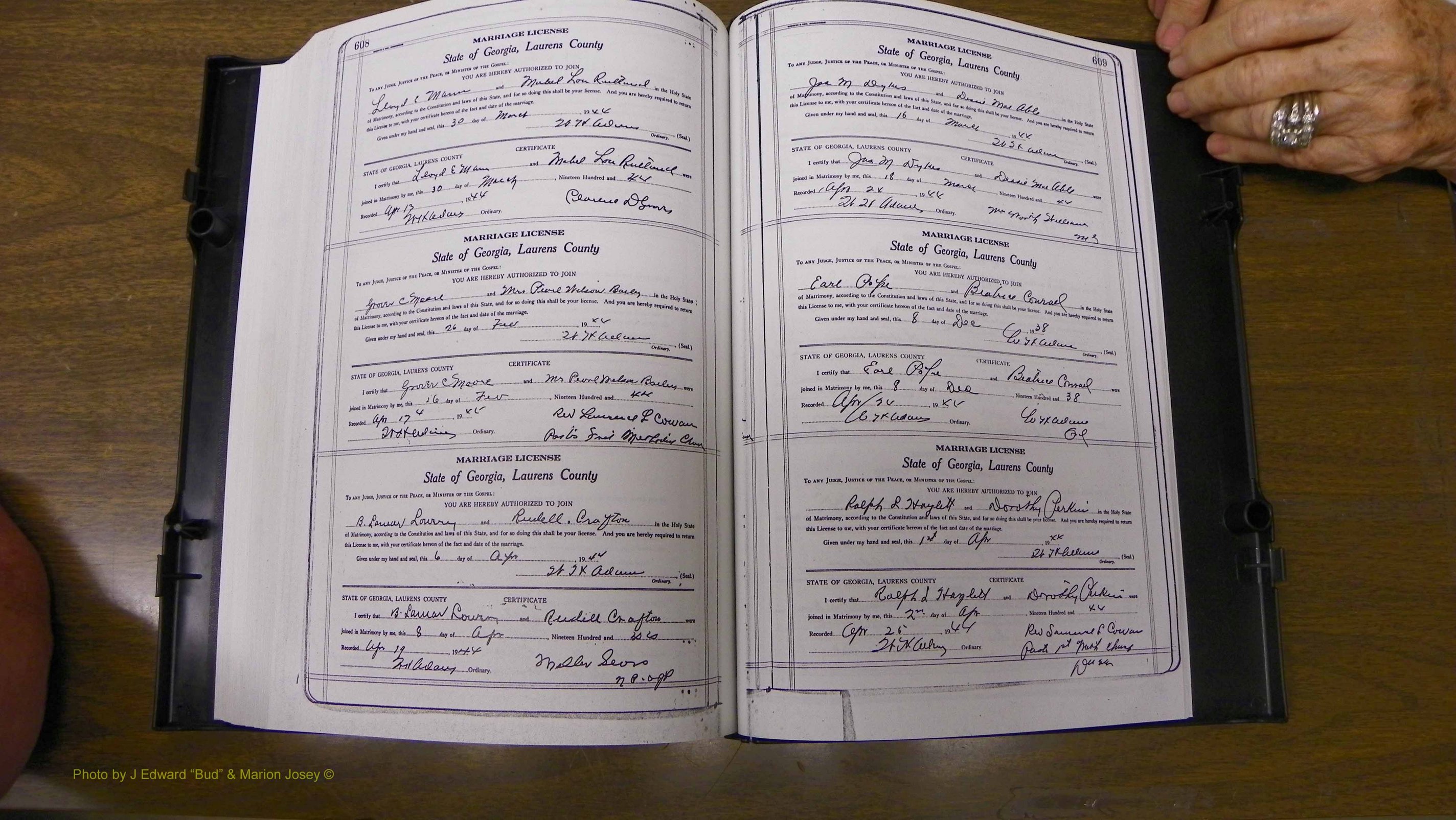 Laurens Co, GA, Marriages Book U, 1934 - 1944, White, P 608-609.JPG