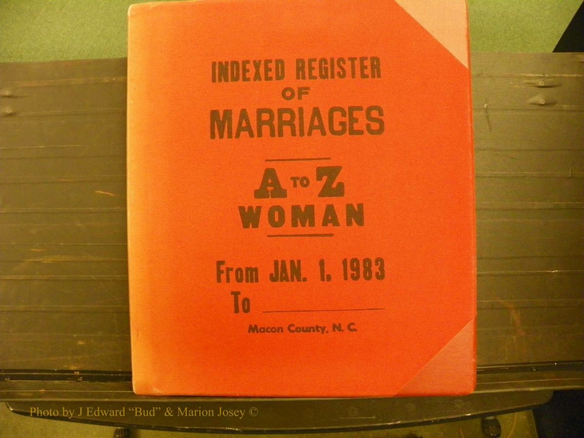 Macon Marriage Index, Male & Female 1943-1998 209.JPG