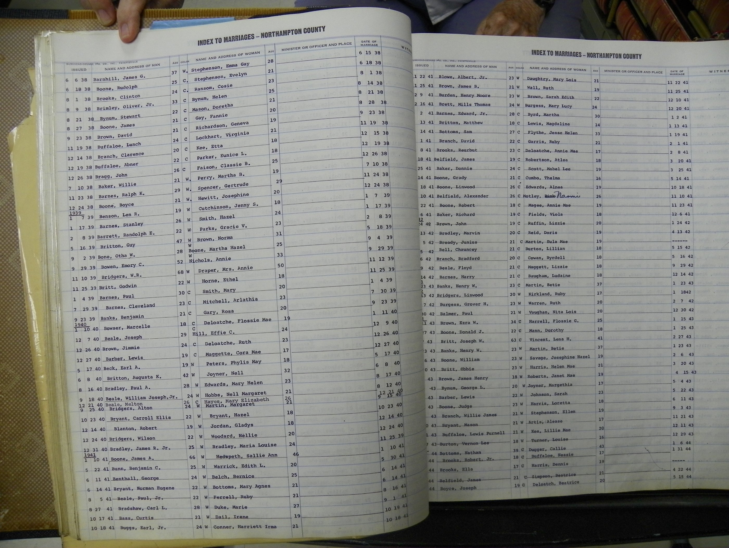 Northampton Marriages Book 1 (133).JPG