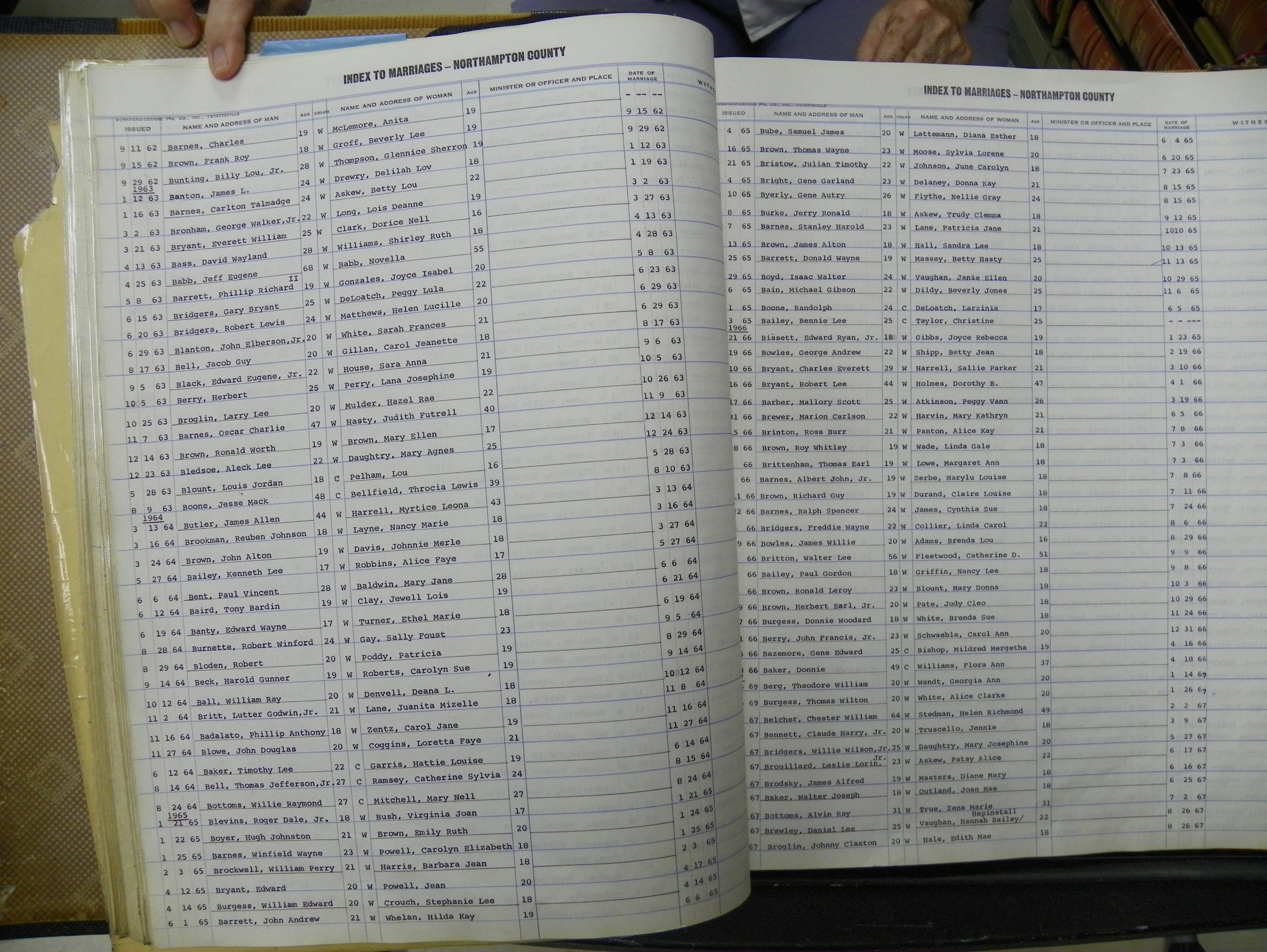 Northampton Marriages Book 1 (136).JPG