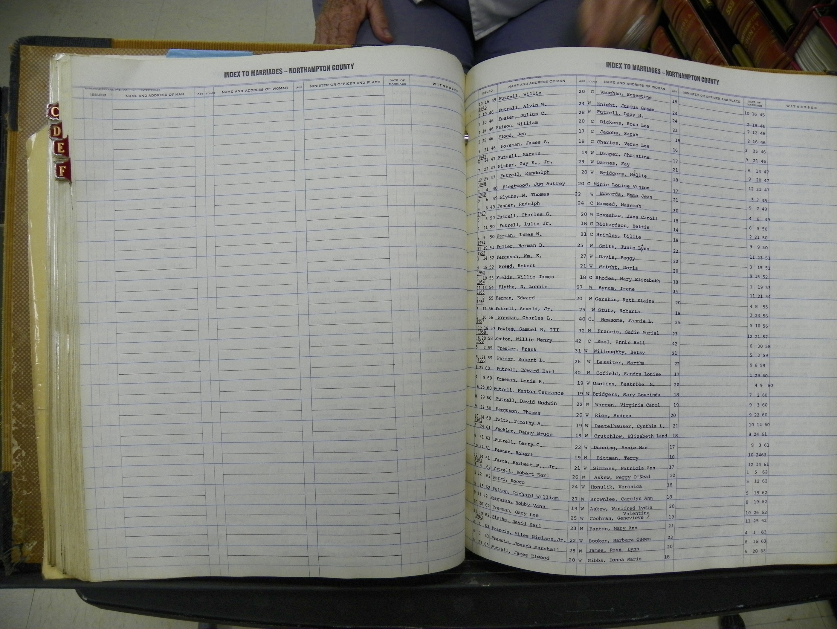 Northampton Marriages Book 1 (185).JPG