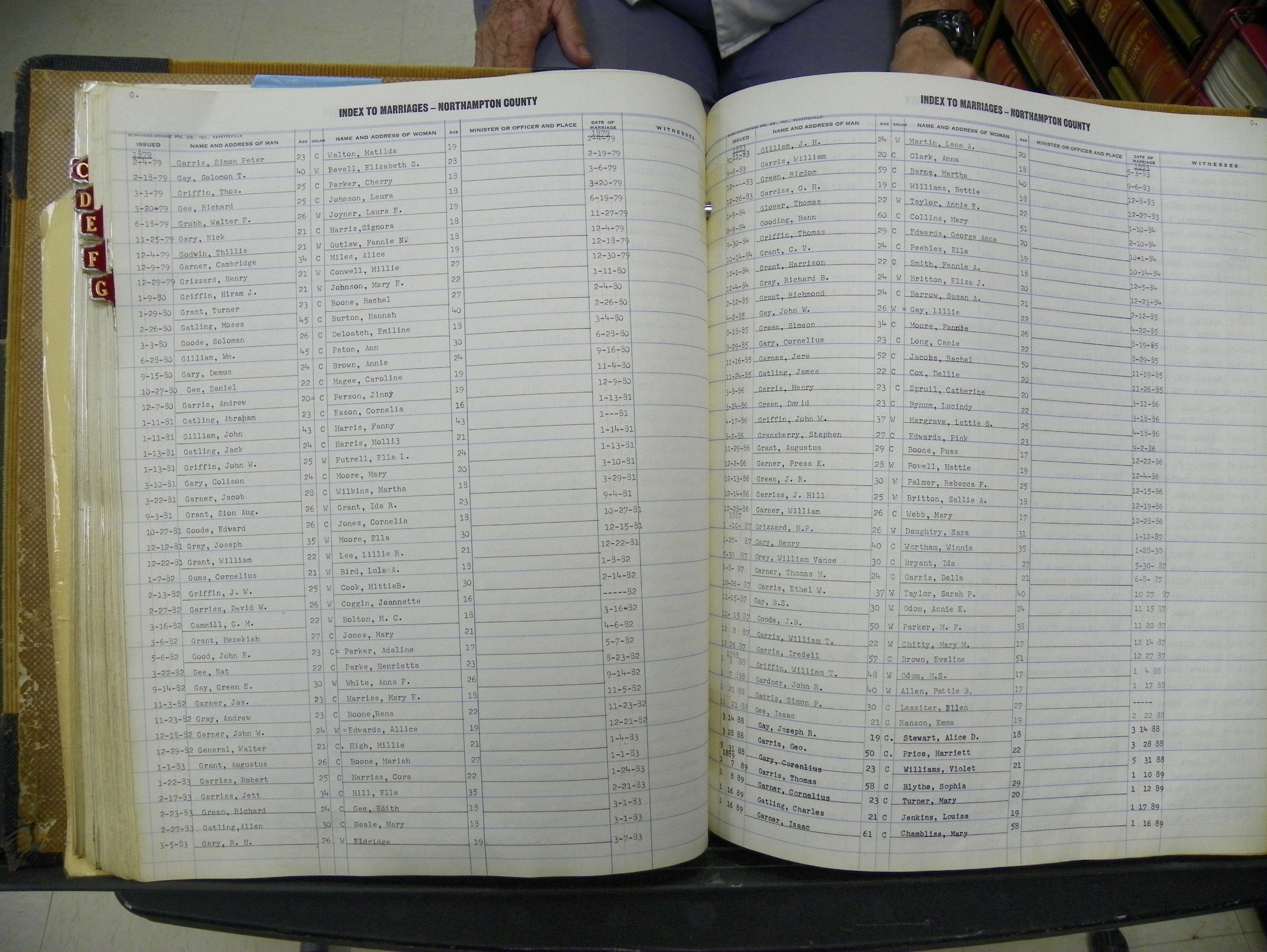 Northampton Marriages Book 1 (189).JPG