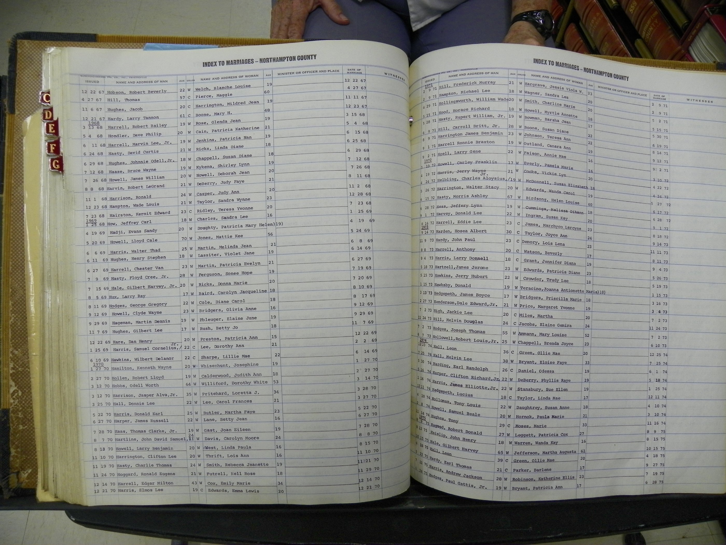Northampton Marriages Book 1 (210).JPG