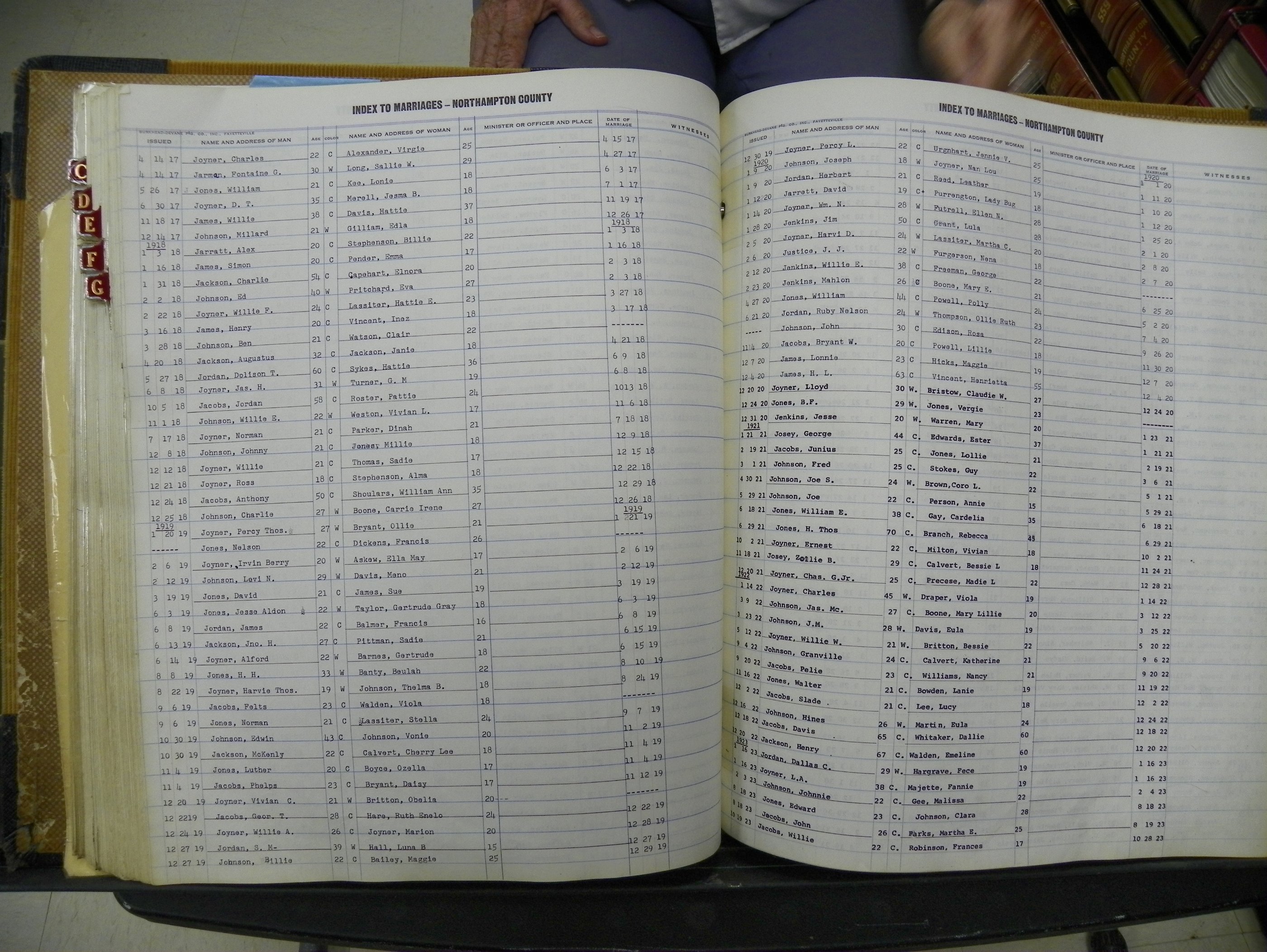 Northampton Marriages Book 1 (222).JPG