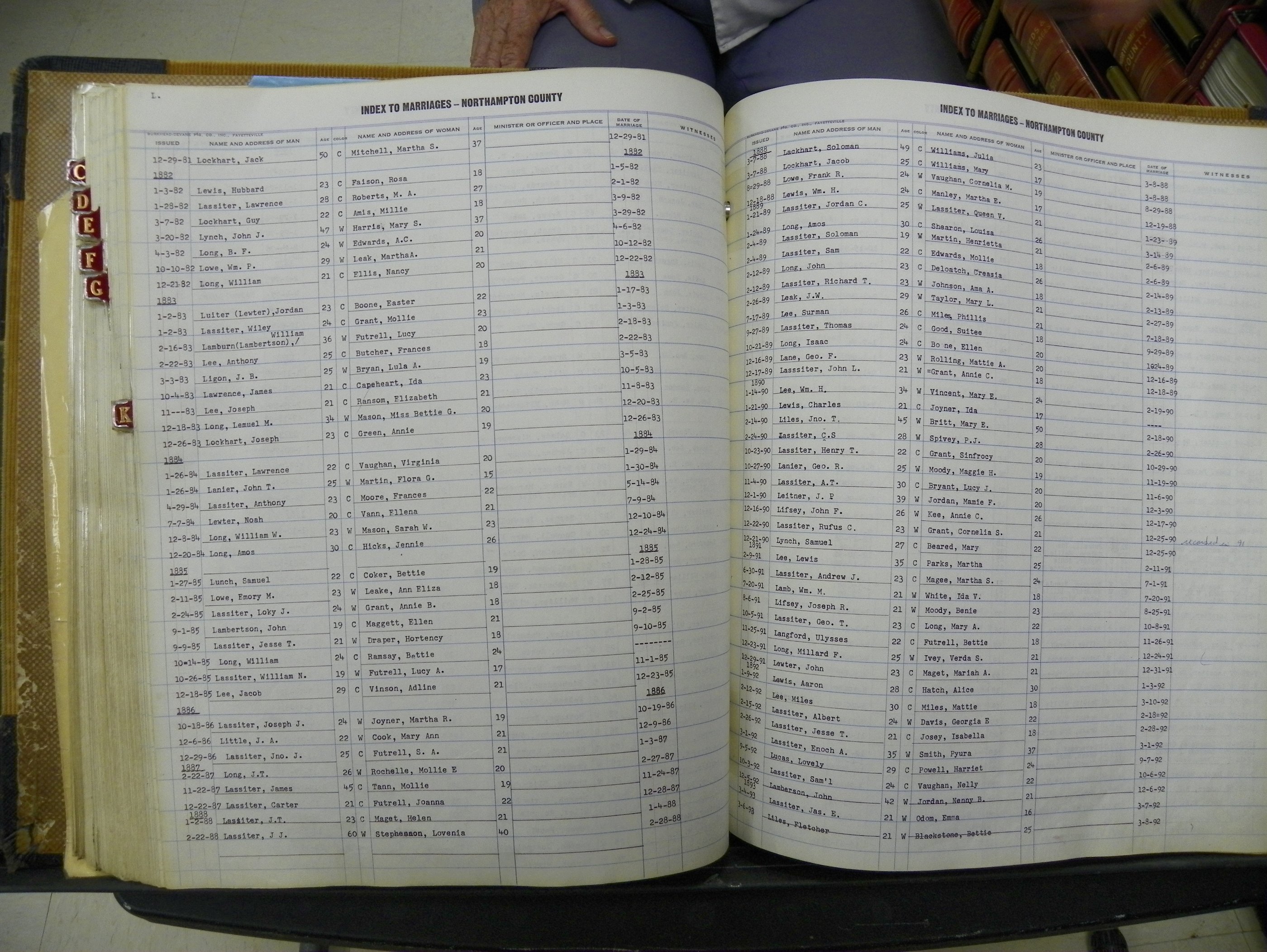Northampton Marriages Book 1 (232).JPG