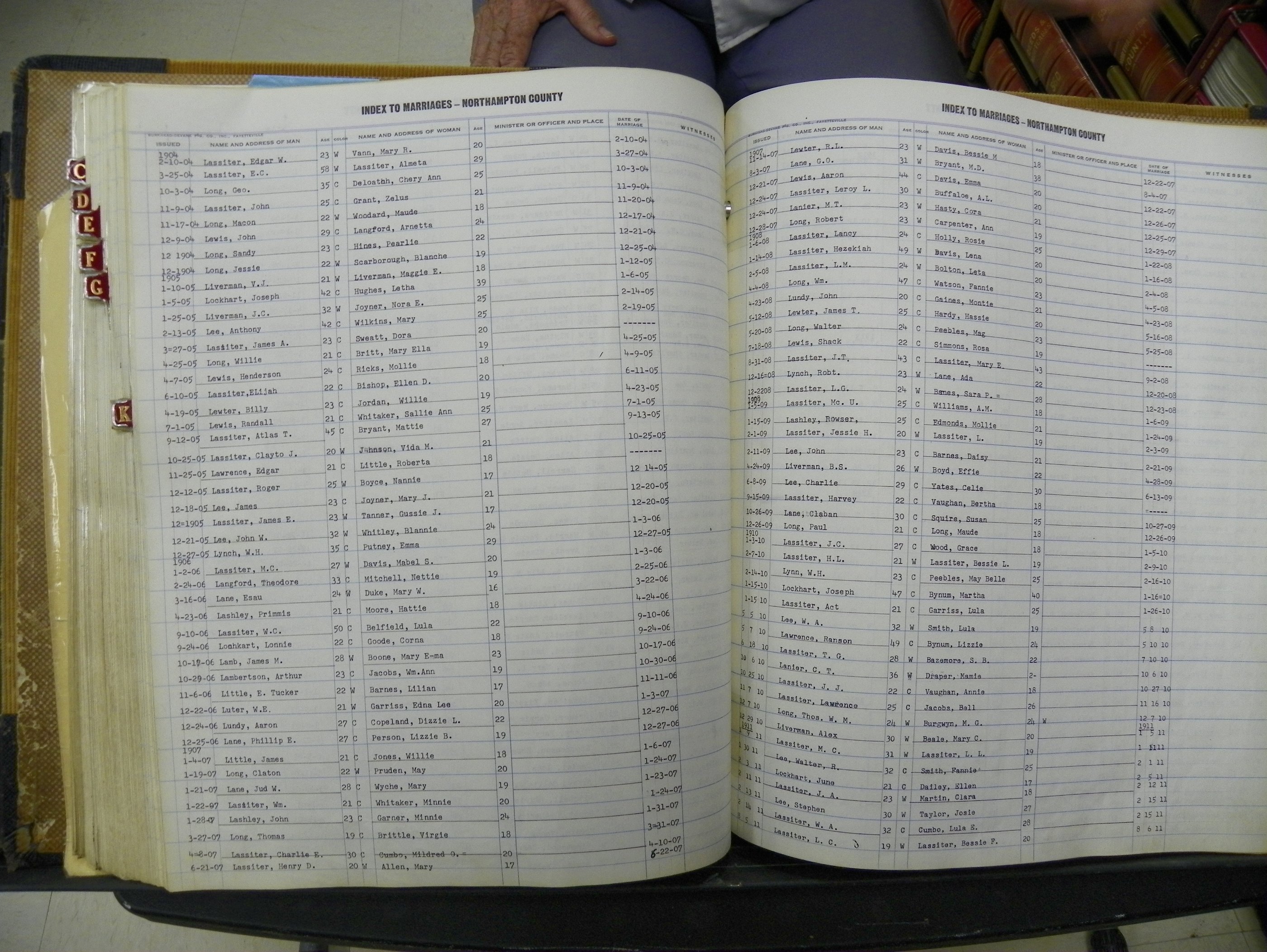 Northampton Marriages Book 1 (234).JPG