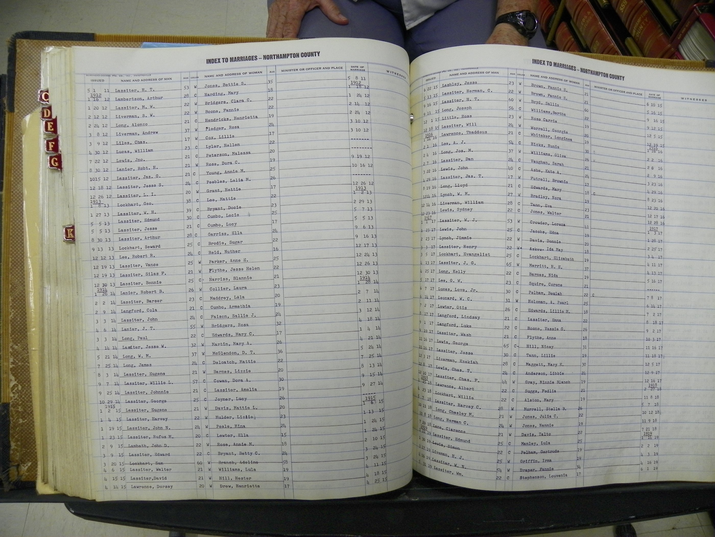 Northampton Marriages Book 1 (235).JPG