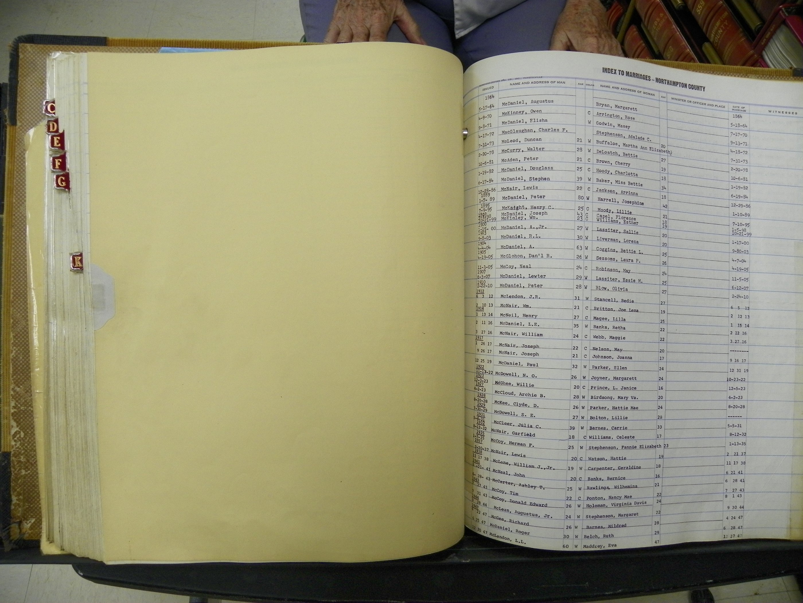 Northampton Marriages Book 1 (240).JPG