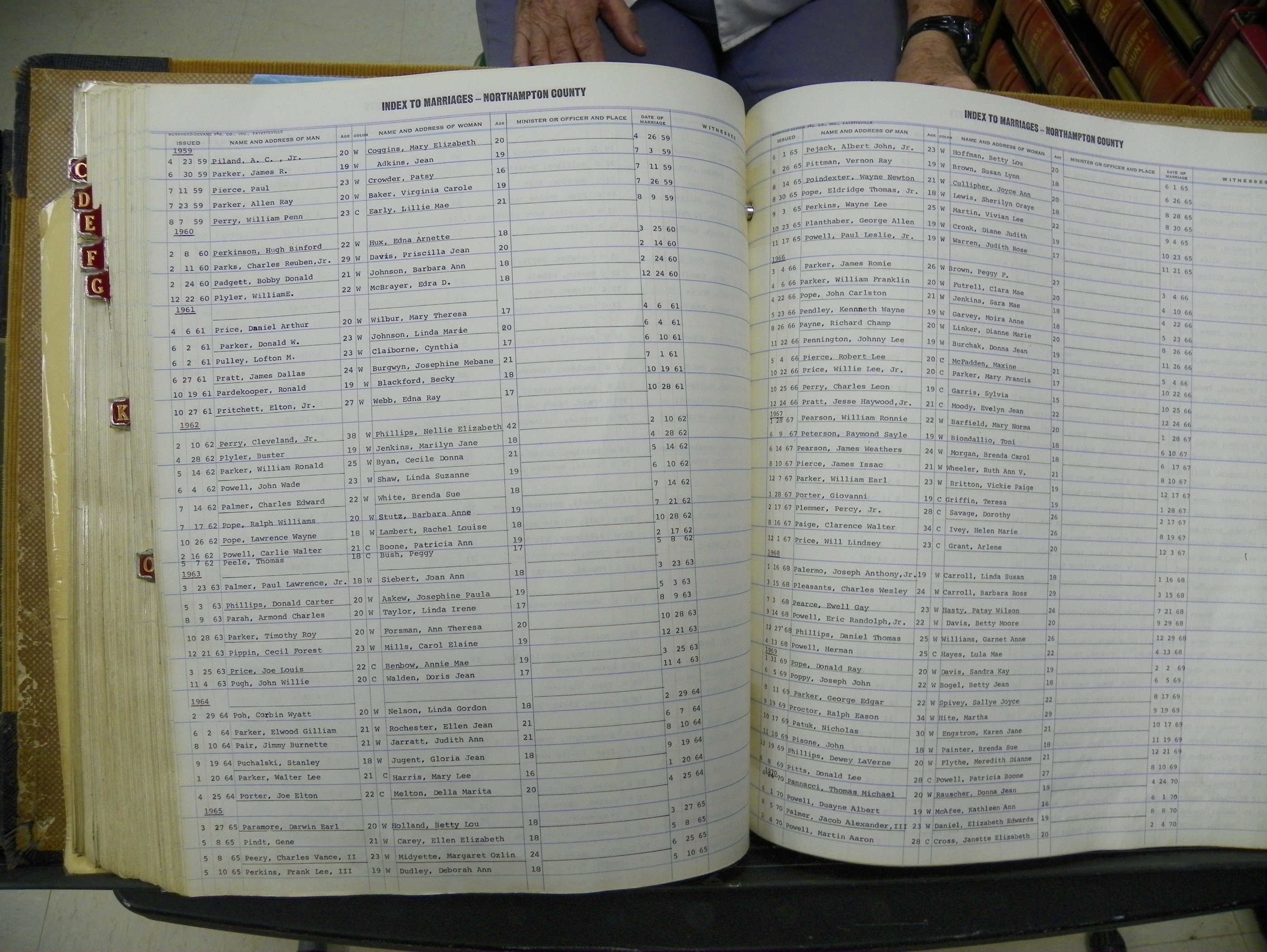 Northampton Marriages Book 1 (272).JPG