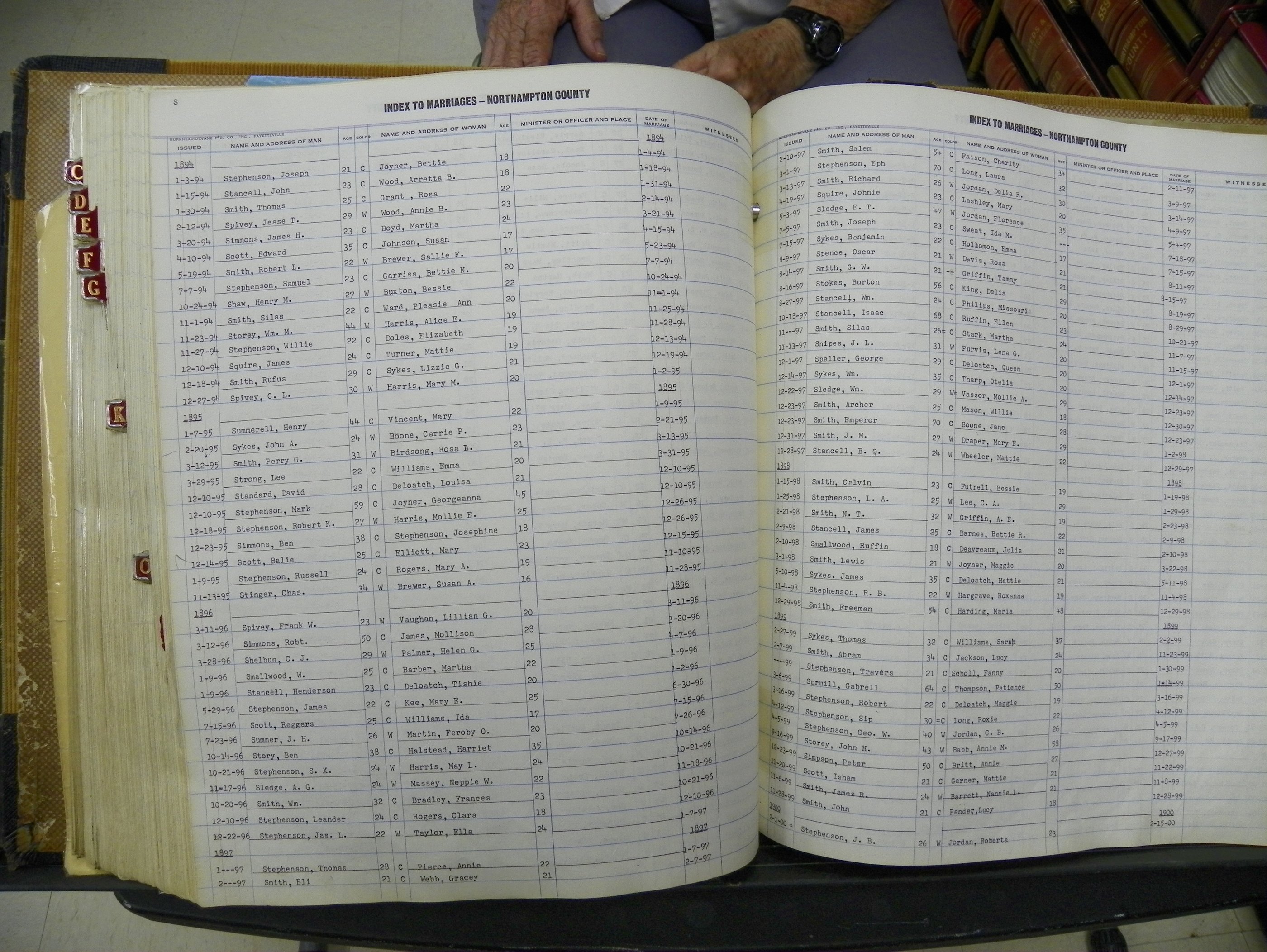 Northampton Marriages Book 1 (289).JPG