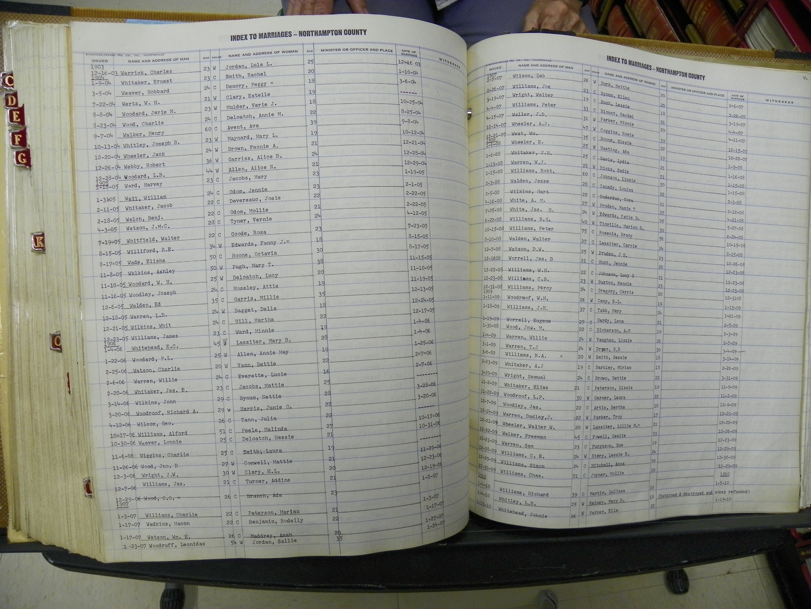 Northampton Marriages Book 1 (320).JPG